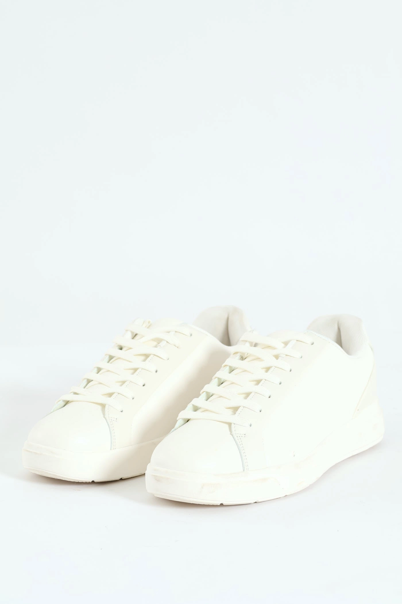 Woven Upper Comfort Soles 1-Up Plain Lace Up Sneaker - White