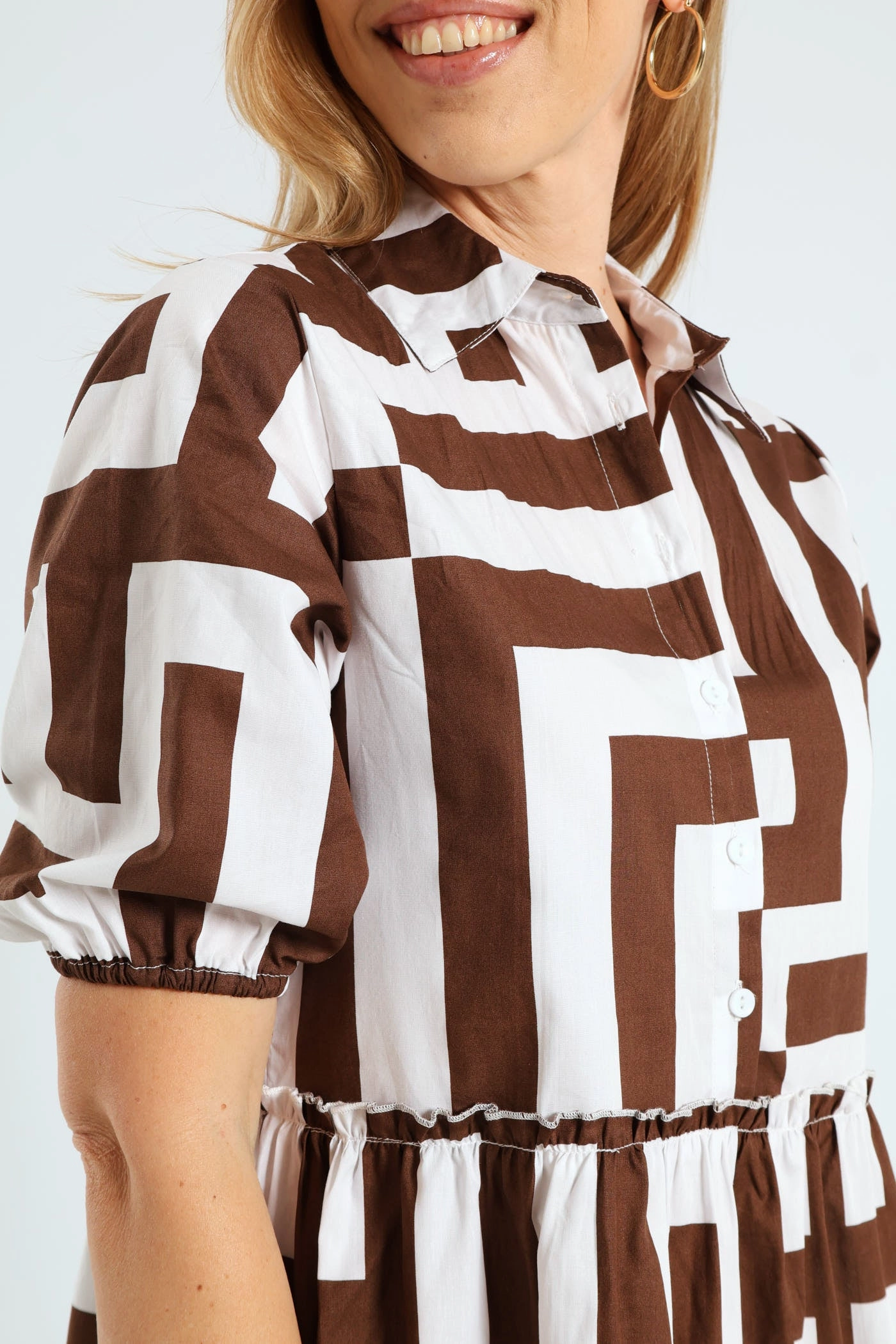 Chic Direction Urban Light 3/4 Sleeve Half Placket Frill Tiered Shirt Mini Dress - Brown/White
