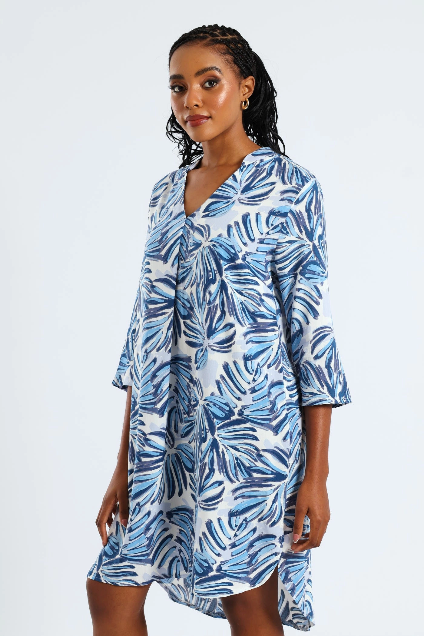 Silky Movement 3/4 Sleeve Mandarin Collar Pleat Front Printed Shift Dress - White/Blue