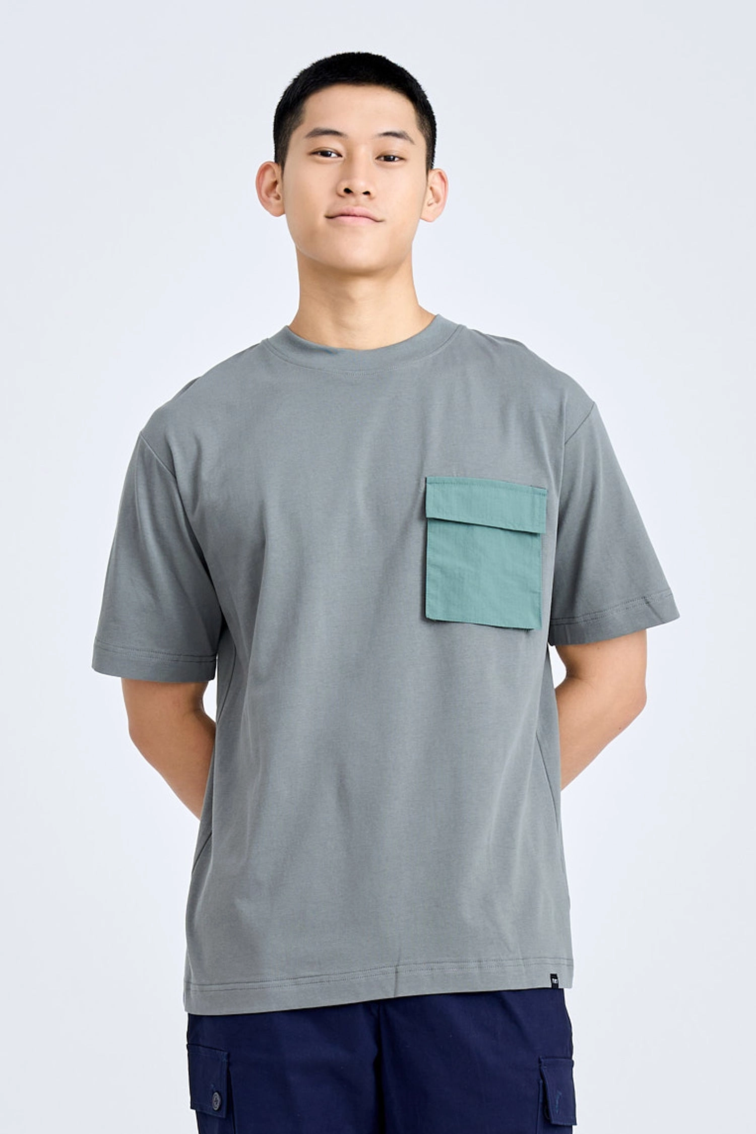 (B) Relaxed-fit Contrast Back Yoke Tee - Emerald Grey [AT] FadeResistant Finish NonToxic Certification