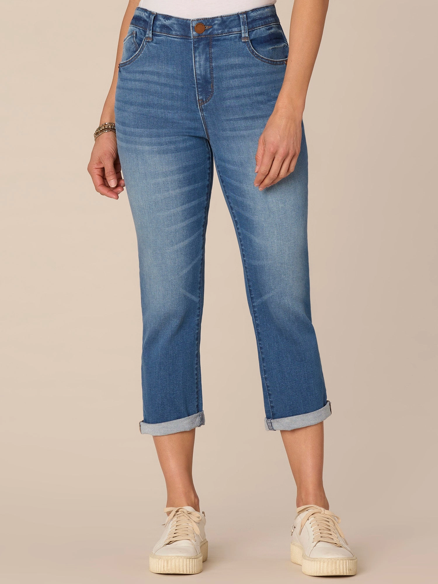 Music Event Smooth Casual Outfit Ready Style "Ab"solution High Rise Rope Cascading "D" Pocket Modern Capri Jeans