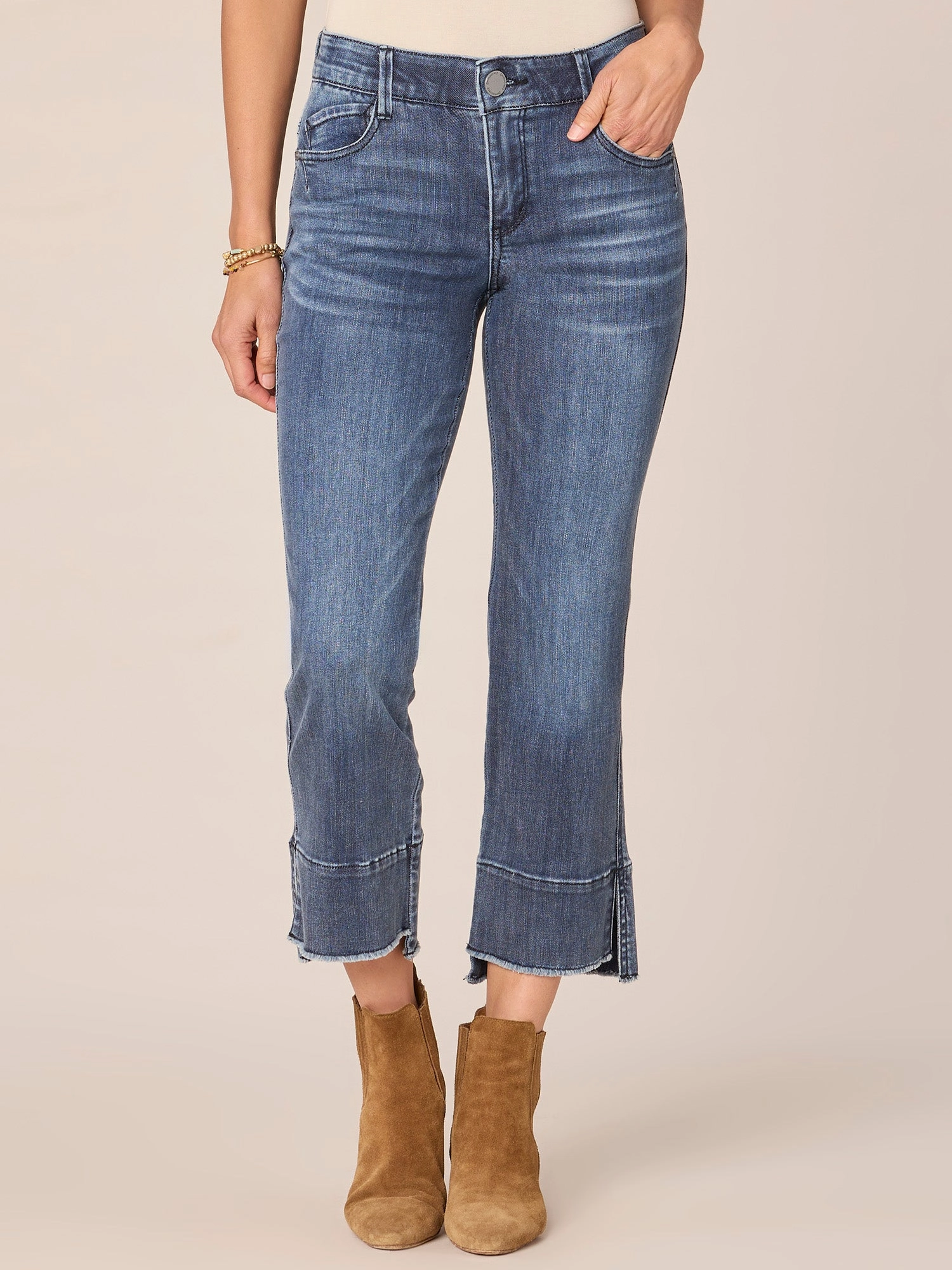 "Ab"solution Mid-Rise Fray Hem Kick Flare Jeans Favorite Basic Fresh casual