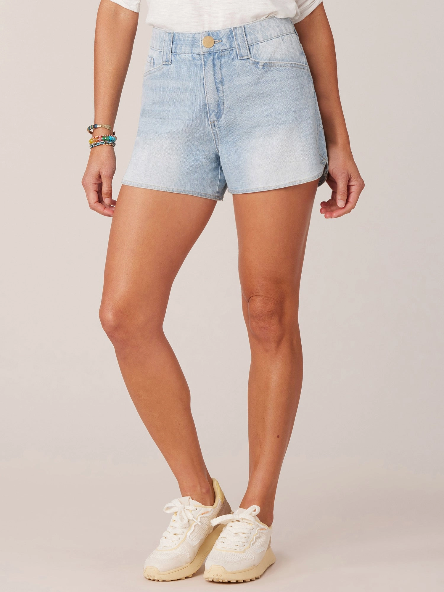 Outdoor Fashion Casual Comfort "Ab"solution? Skyrise 4" Inseam Dolphin Short