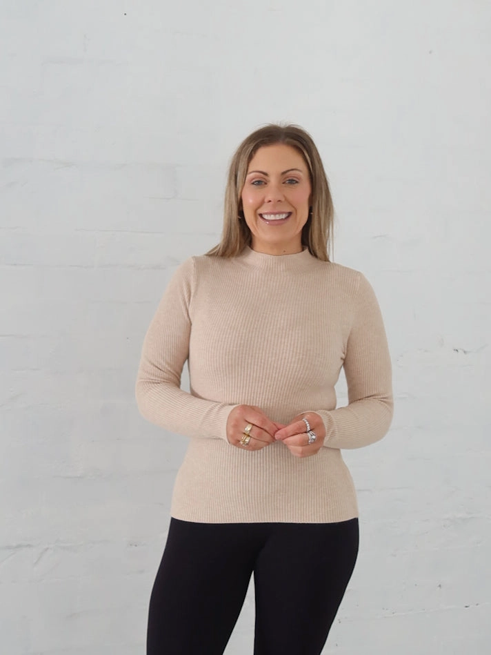 Musician Work - wear Amy Knit Top - Beige