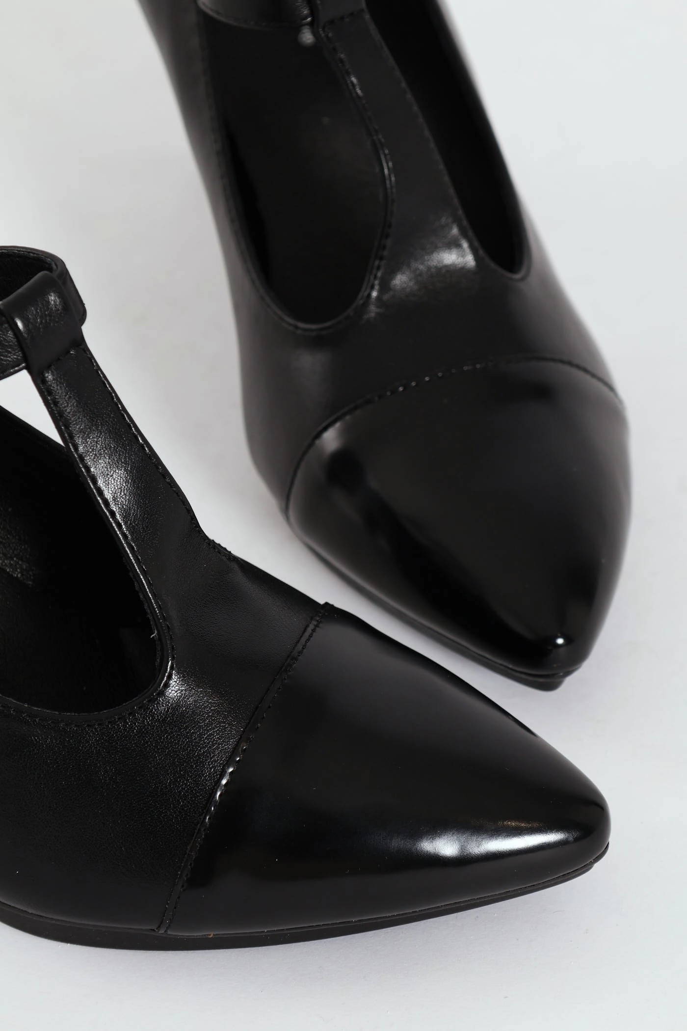 Elegant Feel Casual Office Heels Phoenix Mary Jane T-Strap Heel - Black