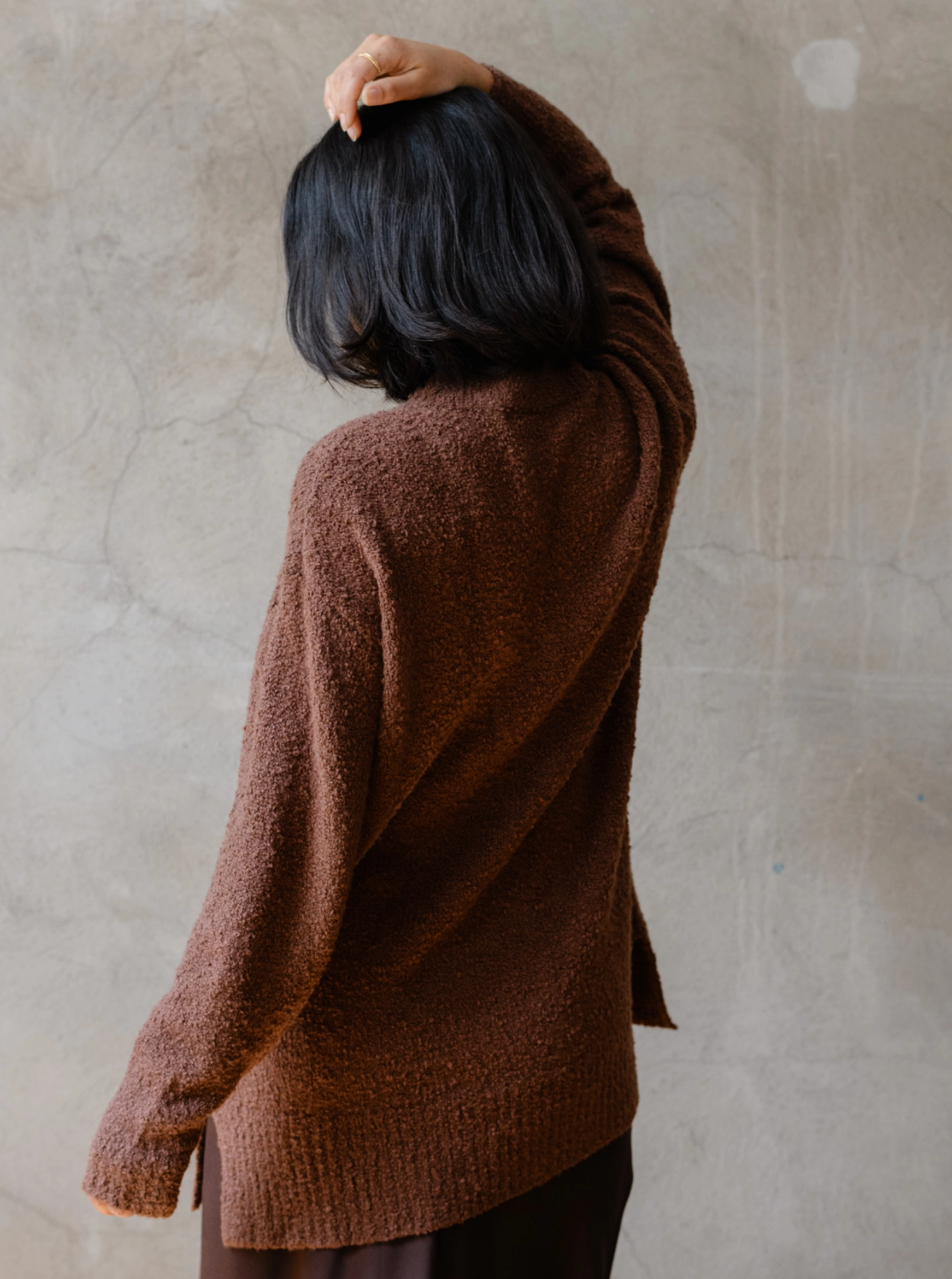 Alexis Boucle Sweater - Mocha soft fit