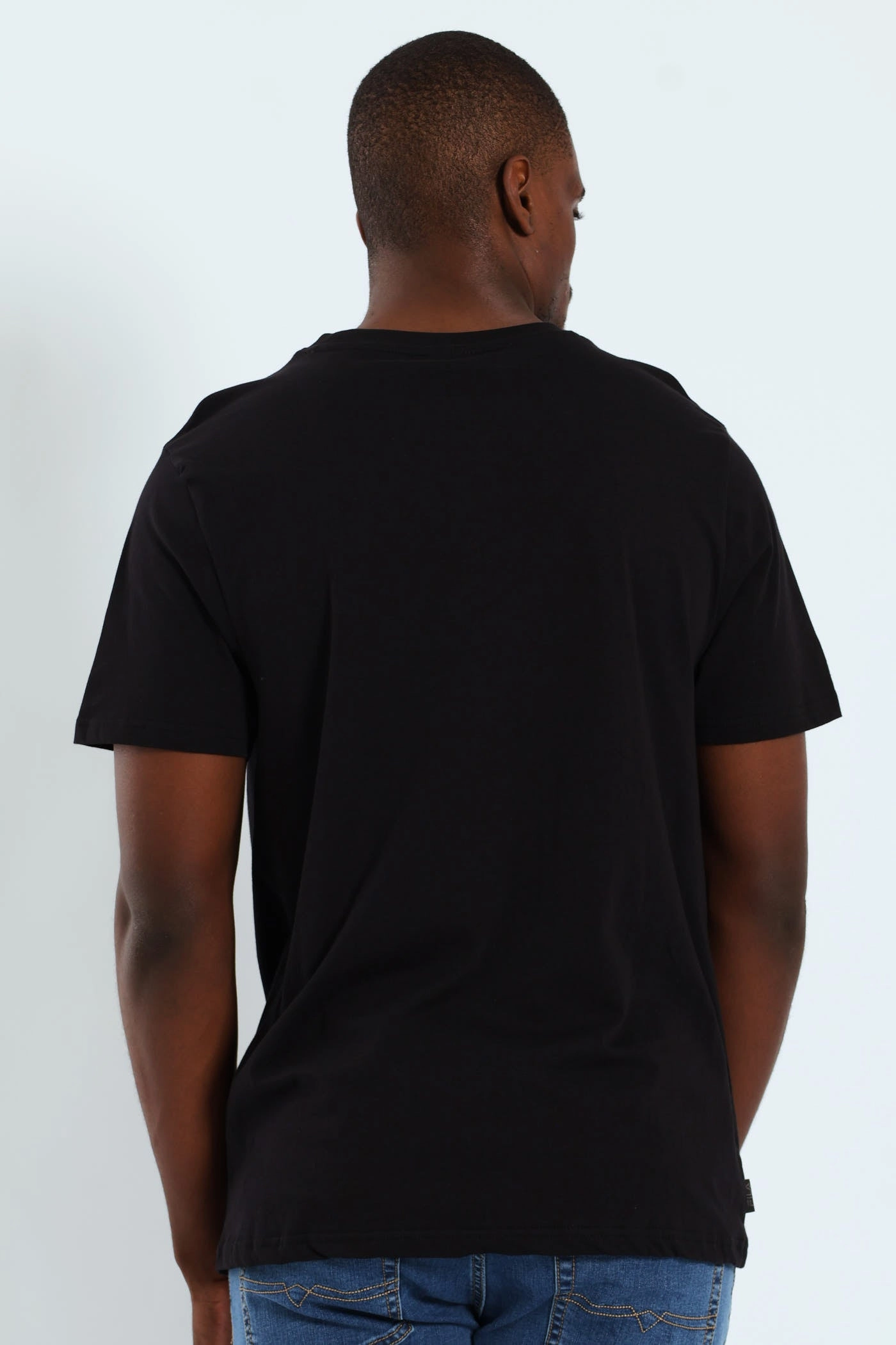 Effortless Style Perfectly Fit Zane Tee - Black