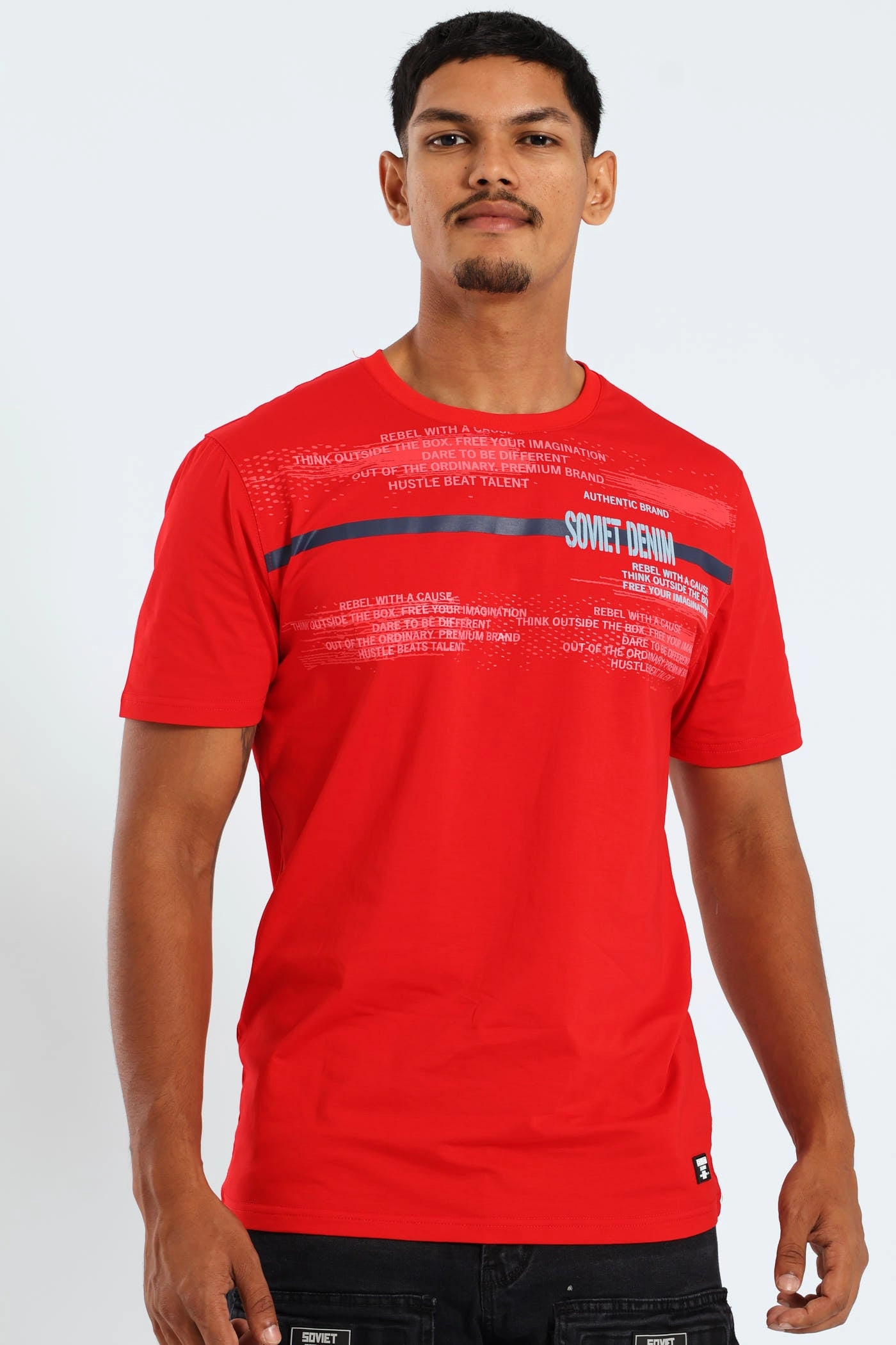 LongLastingColor Slim Fit Design Konrad Tee - Red