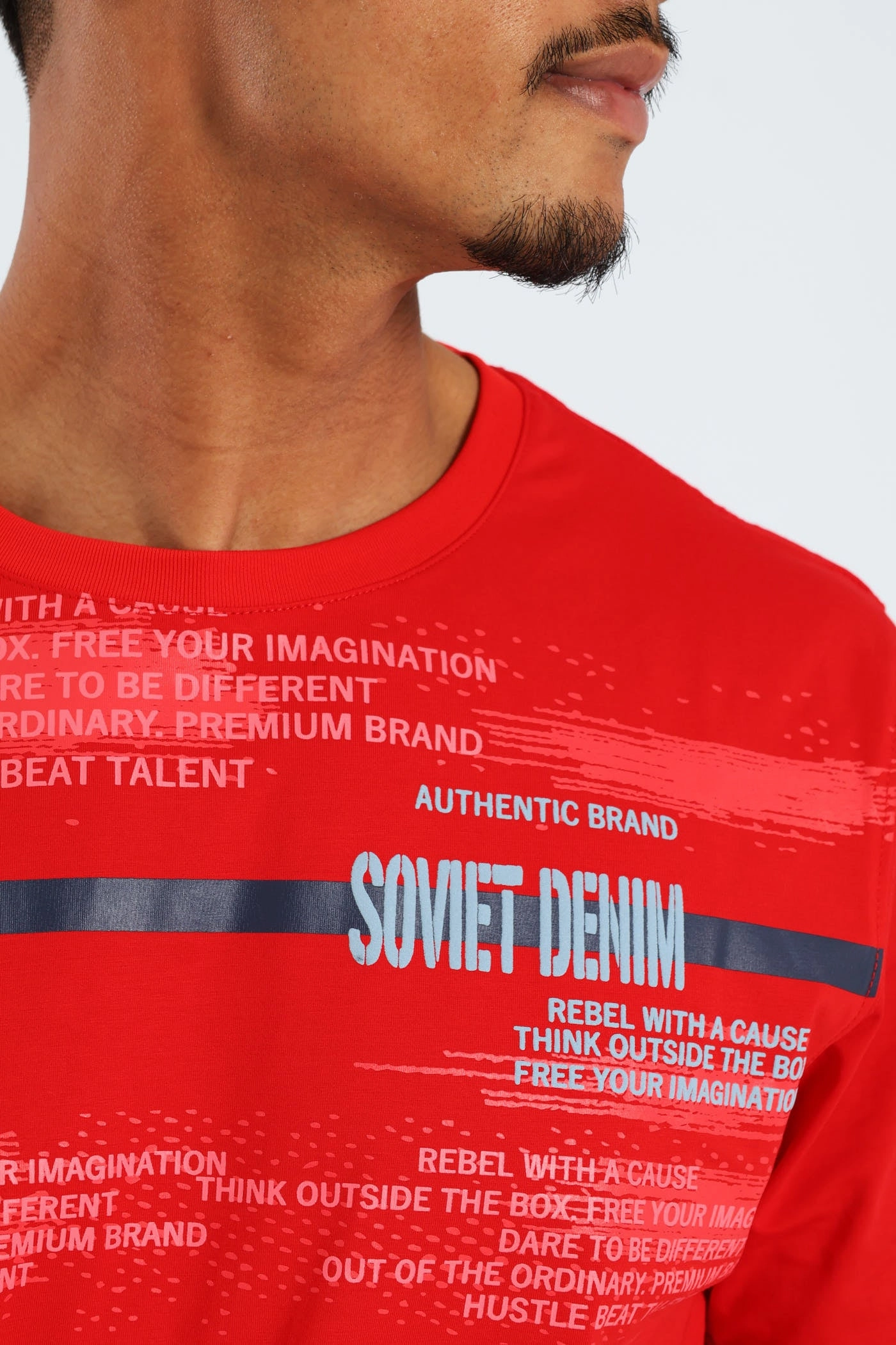 Popular Konrad Tee - Red