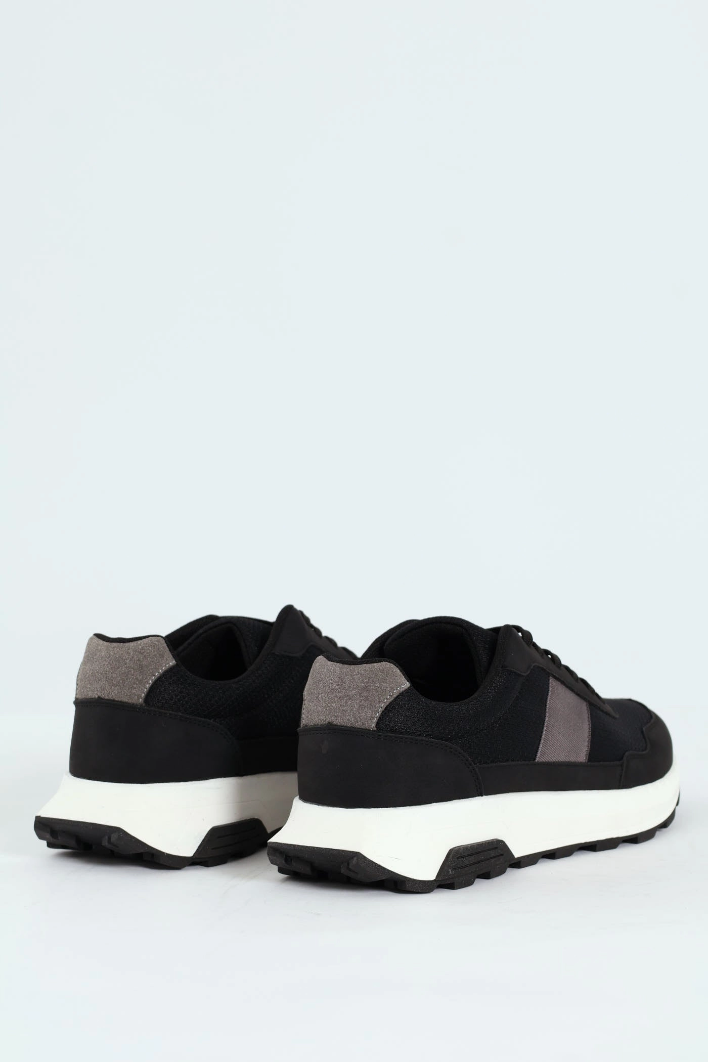Lace Up Retro Stripe Trainer - Black Comfort seekers