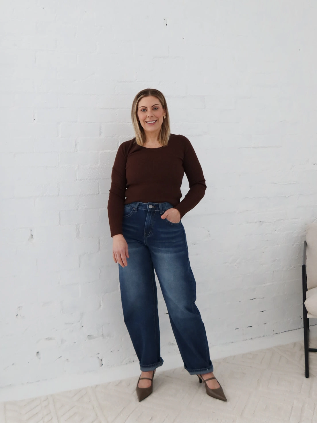 Selma Knit Top - Chocolate school setting Vase