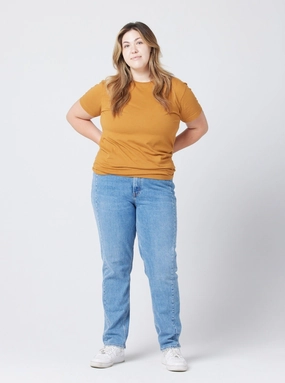 AntiStaticTreatment PolishedFinish Unisex T-Shirt - Tumeric