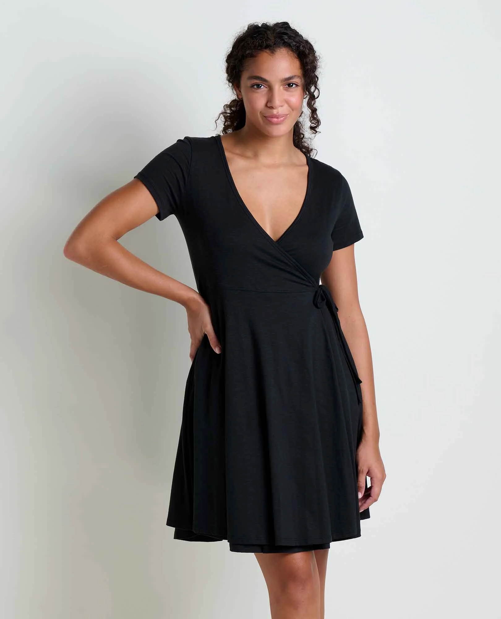 Travel-friendly Everyday Use Freesia Wrap Dress