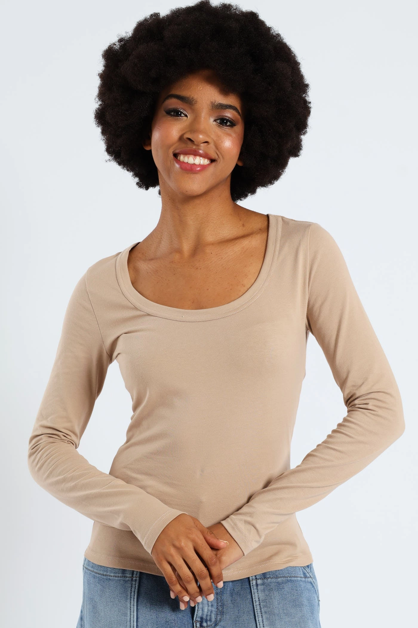 Stretchable Material Professional Look Long Sleeve Scoop Neck Basic Top - Stone