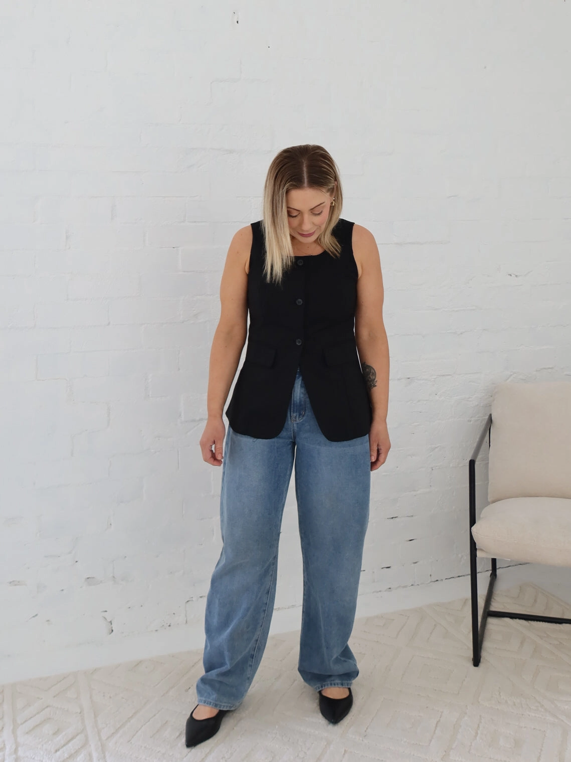 Atlas Barrel Jeans- Light Fit For Life Trend Setter Sunny Vibes