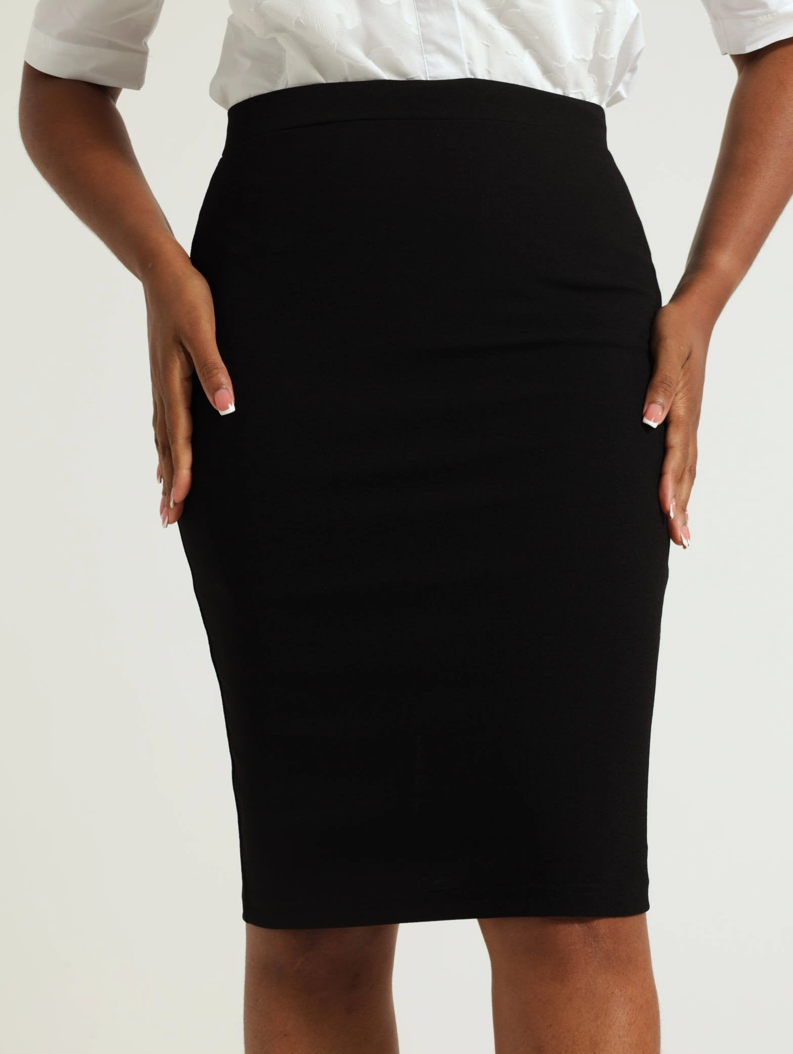 Basic Career Skirt - Black Elegant Flow Outdoor Outfit