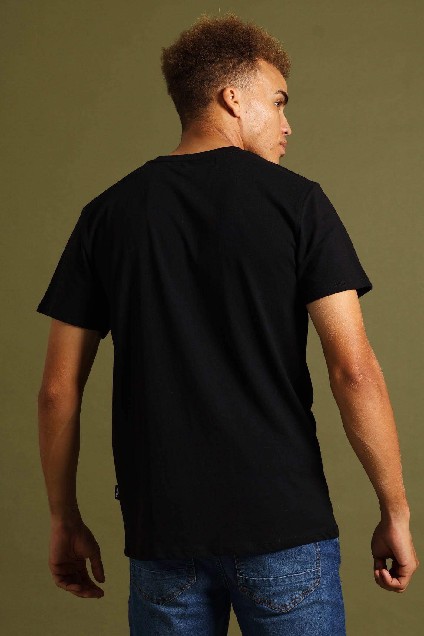 V neck elegance Basic Print Tee - Black