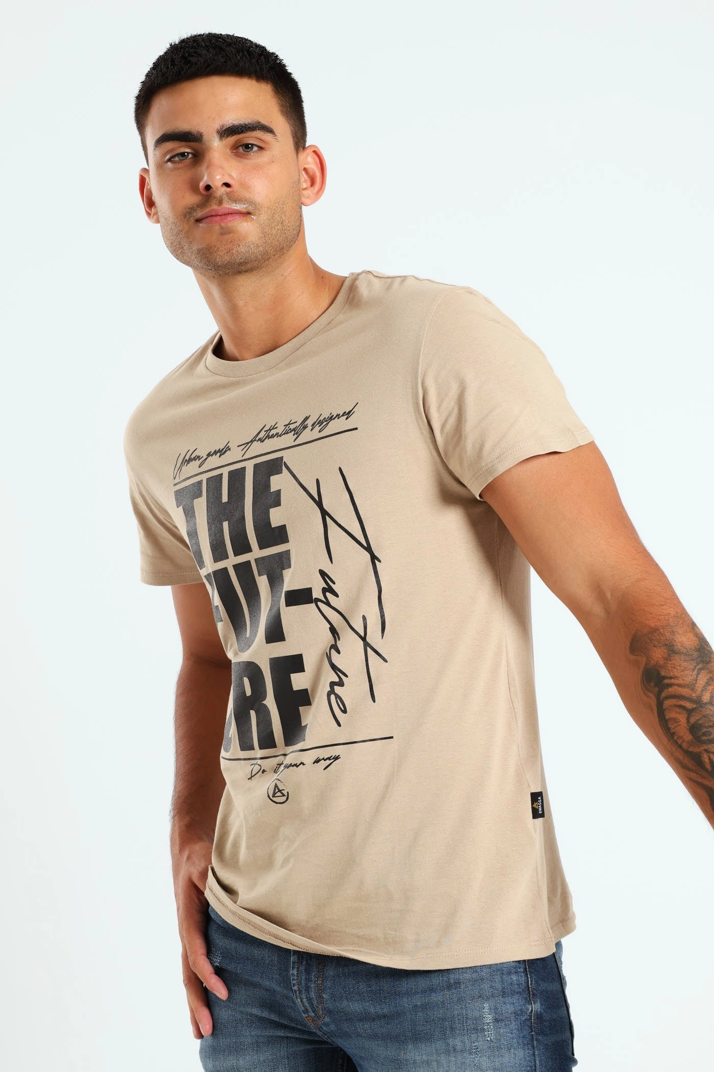 Layered Style EnhancedDurabilityFinish Basic Print Tee - Stone