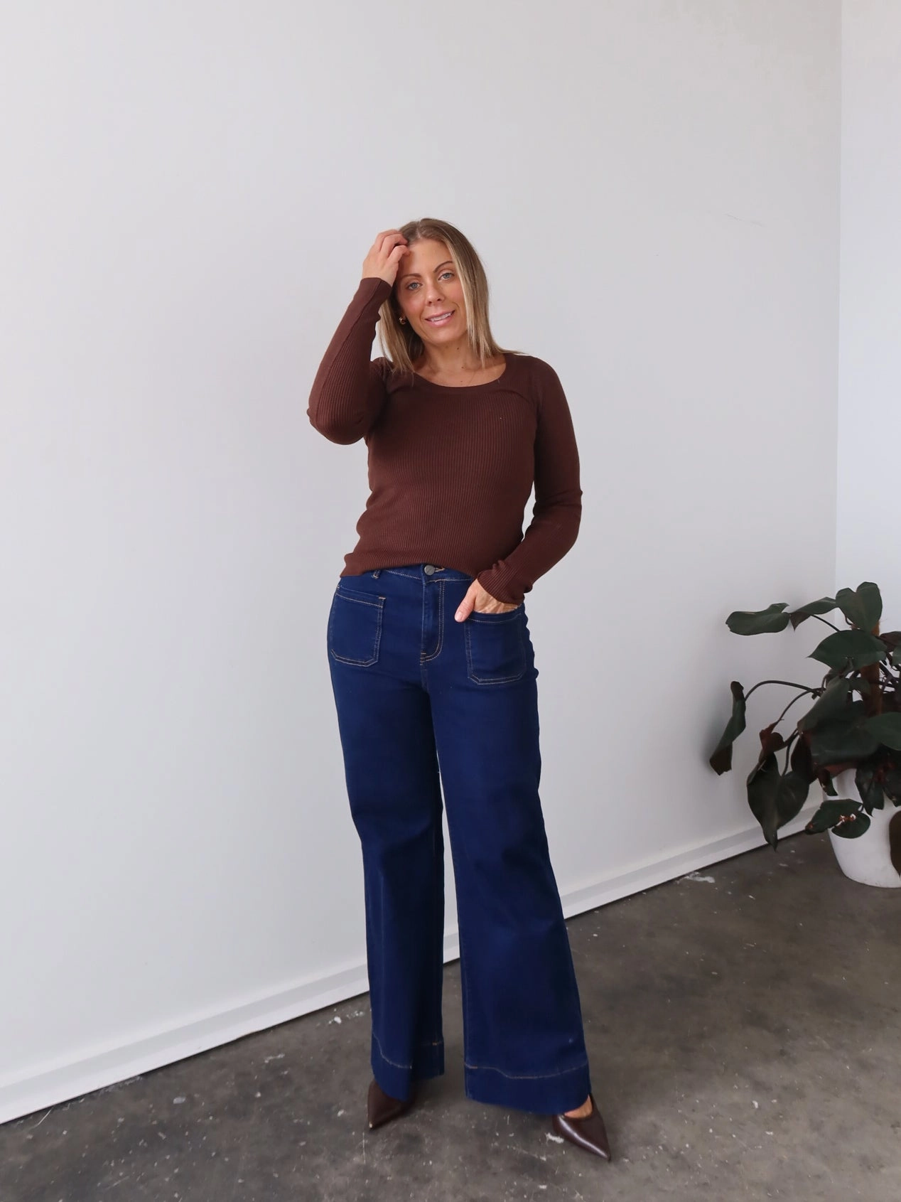 All-Purpose Use Utility Basic Bentley Jeans - Dark Blue