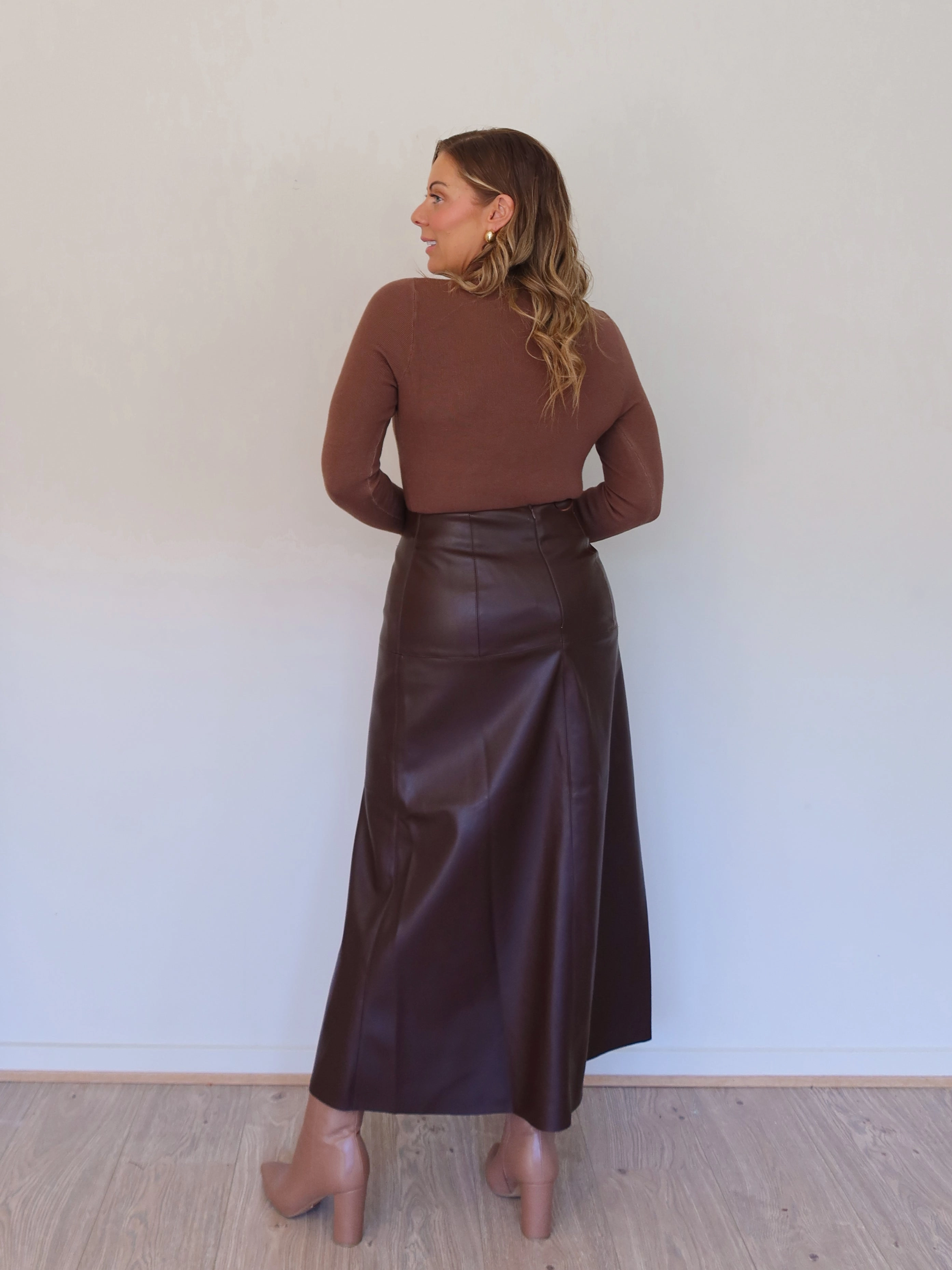 Kym Knit Top - Chocolate festival