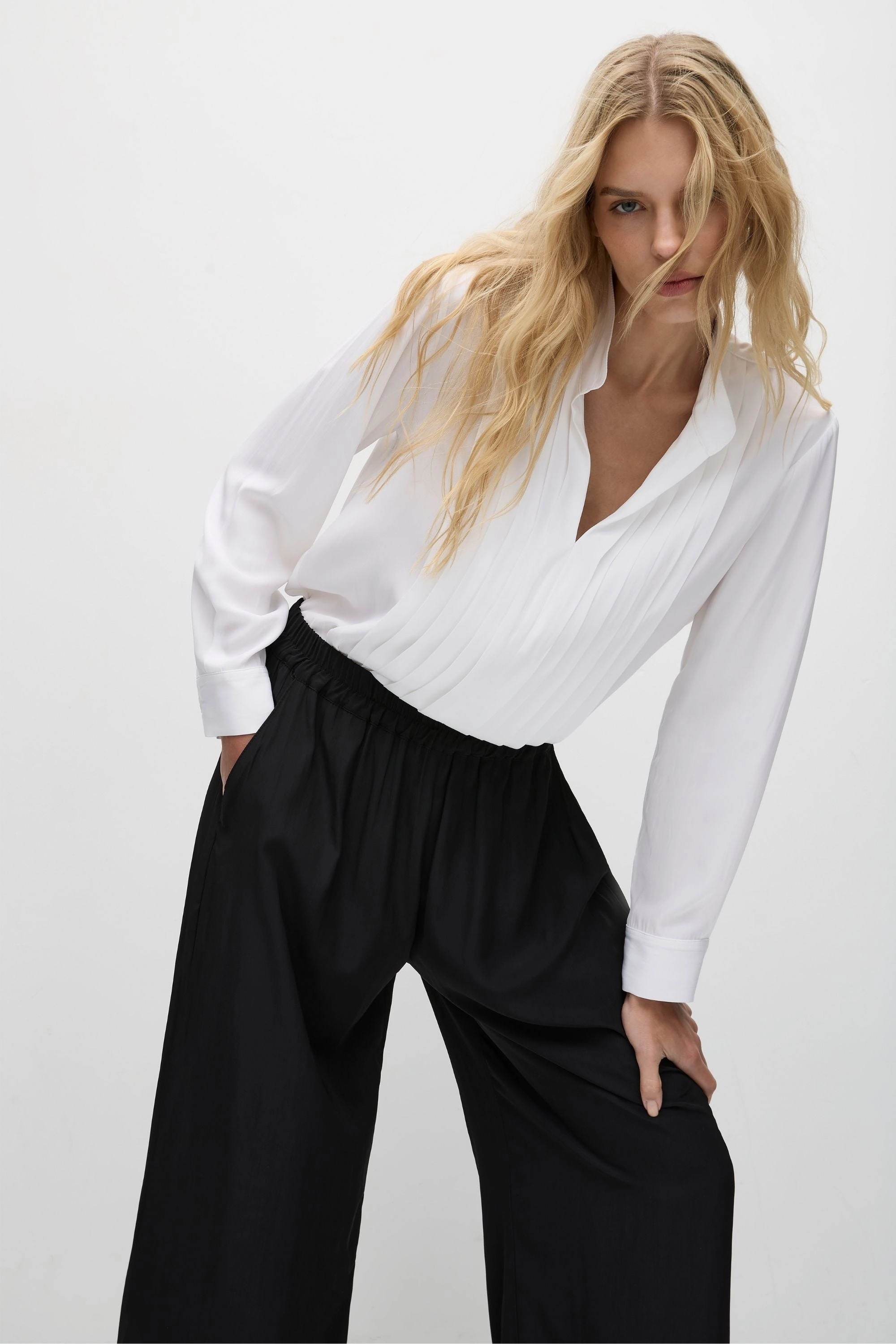 Light Reflectivity Trim Flexible Shoulder Design SOFT TUX BLOUSE - F678694