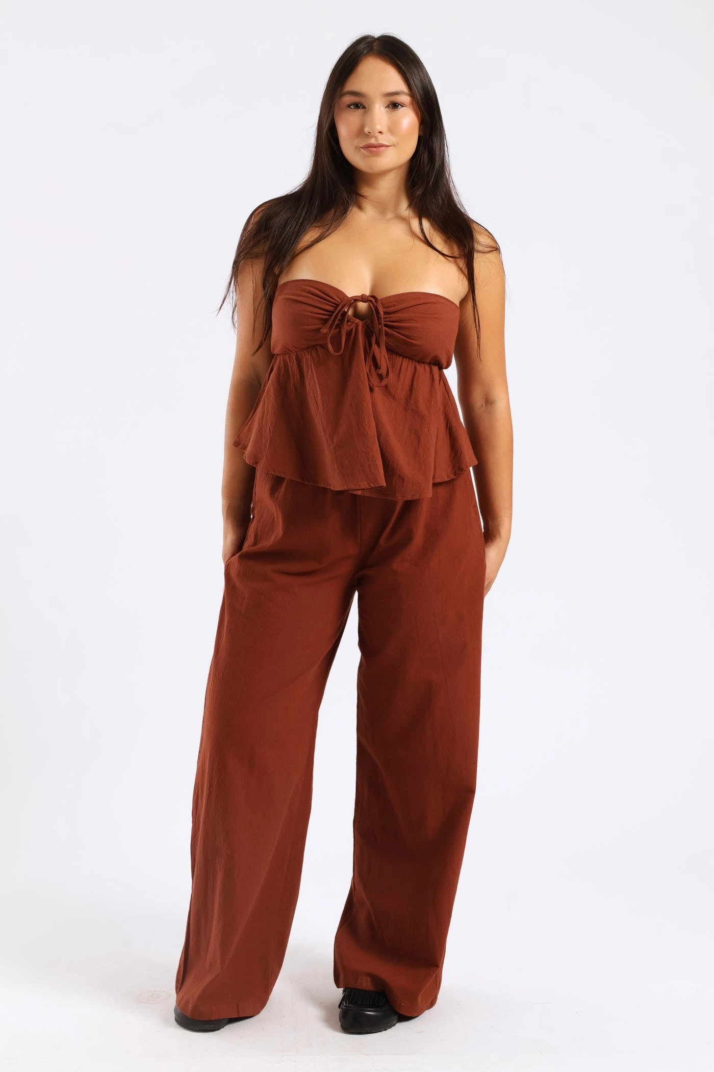 Travel Friendly Relaxed Look Relaxed Pant - Chocolate