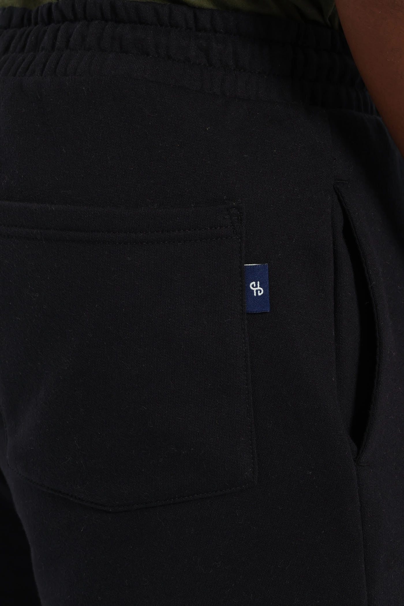 Fleece Jogger - Black Quick Fit Design