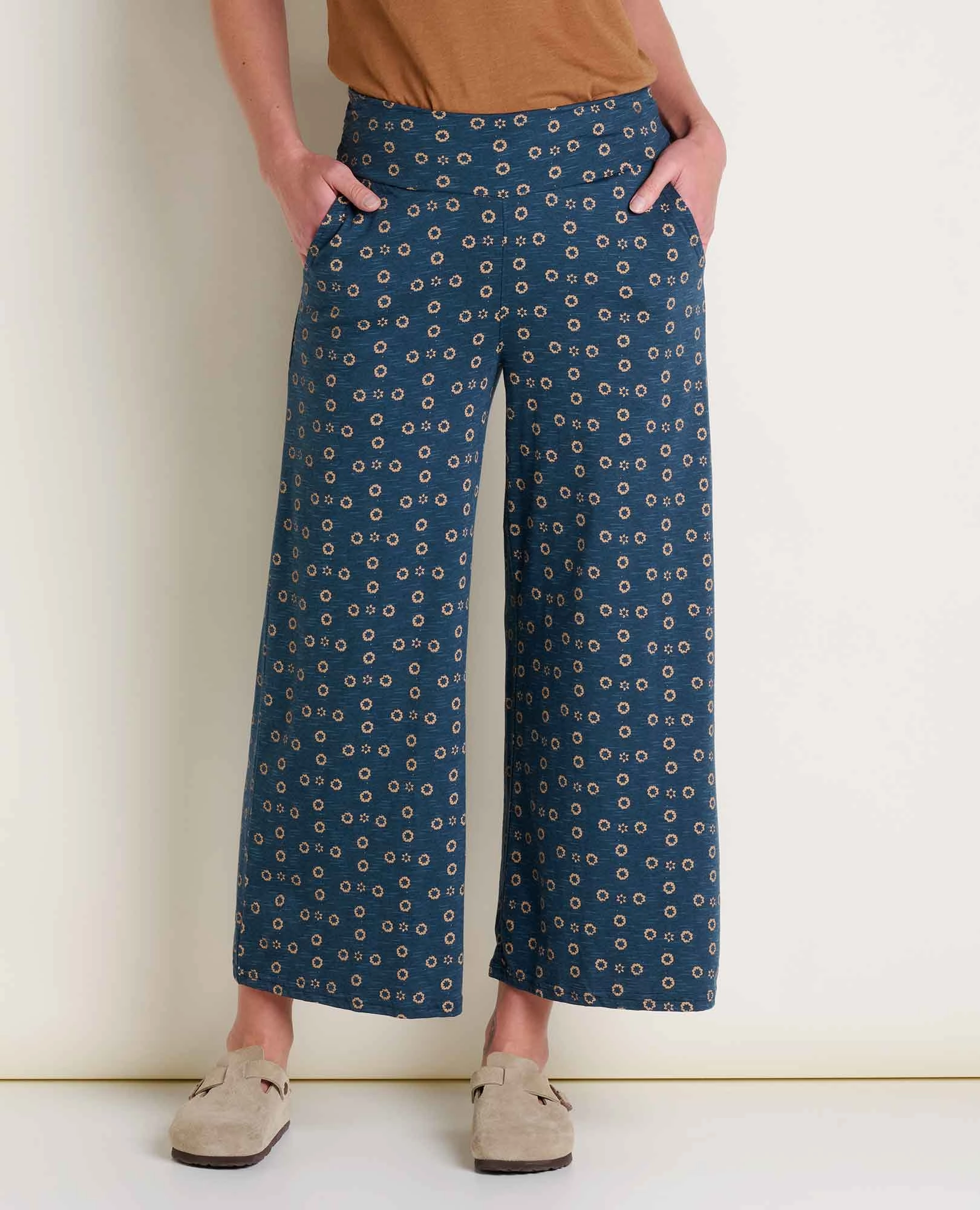 Chaka Wide Leg Pant Utility Fit All Season Versatility
