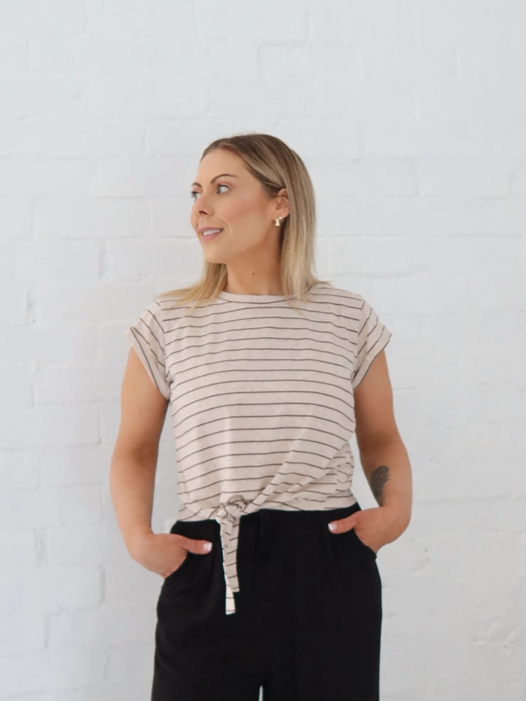 Contrast Stitch Charm Tee - Beige/Brown