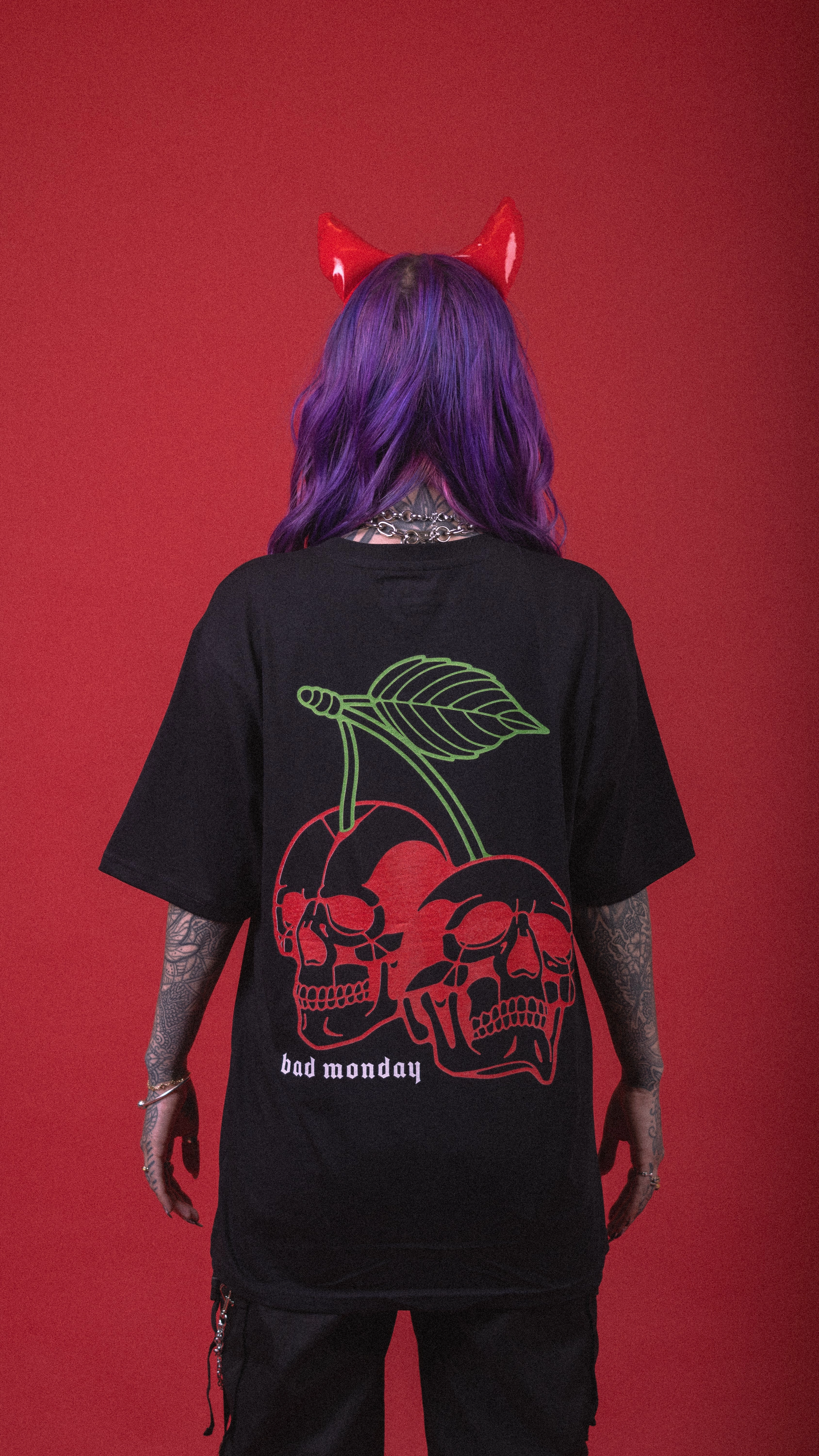 LongWearingComfort Cherry Skull Tee