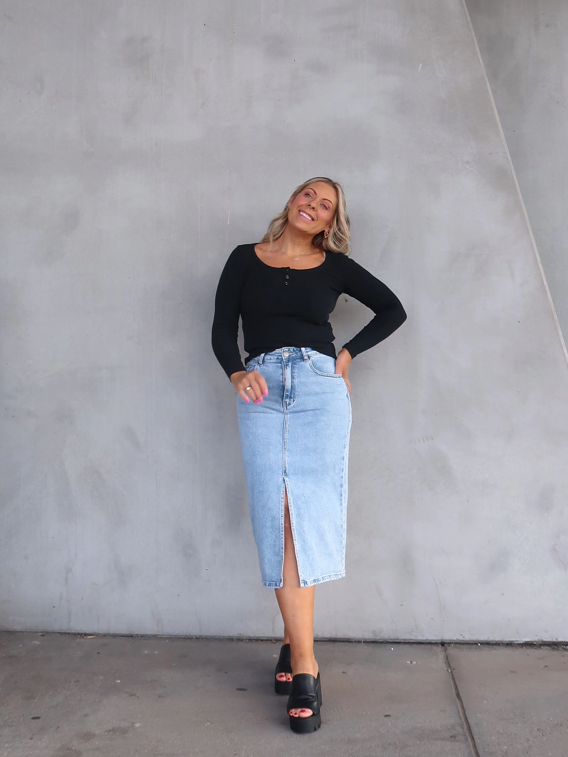 Joey Skirt-Blue High low hem