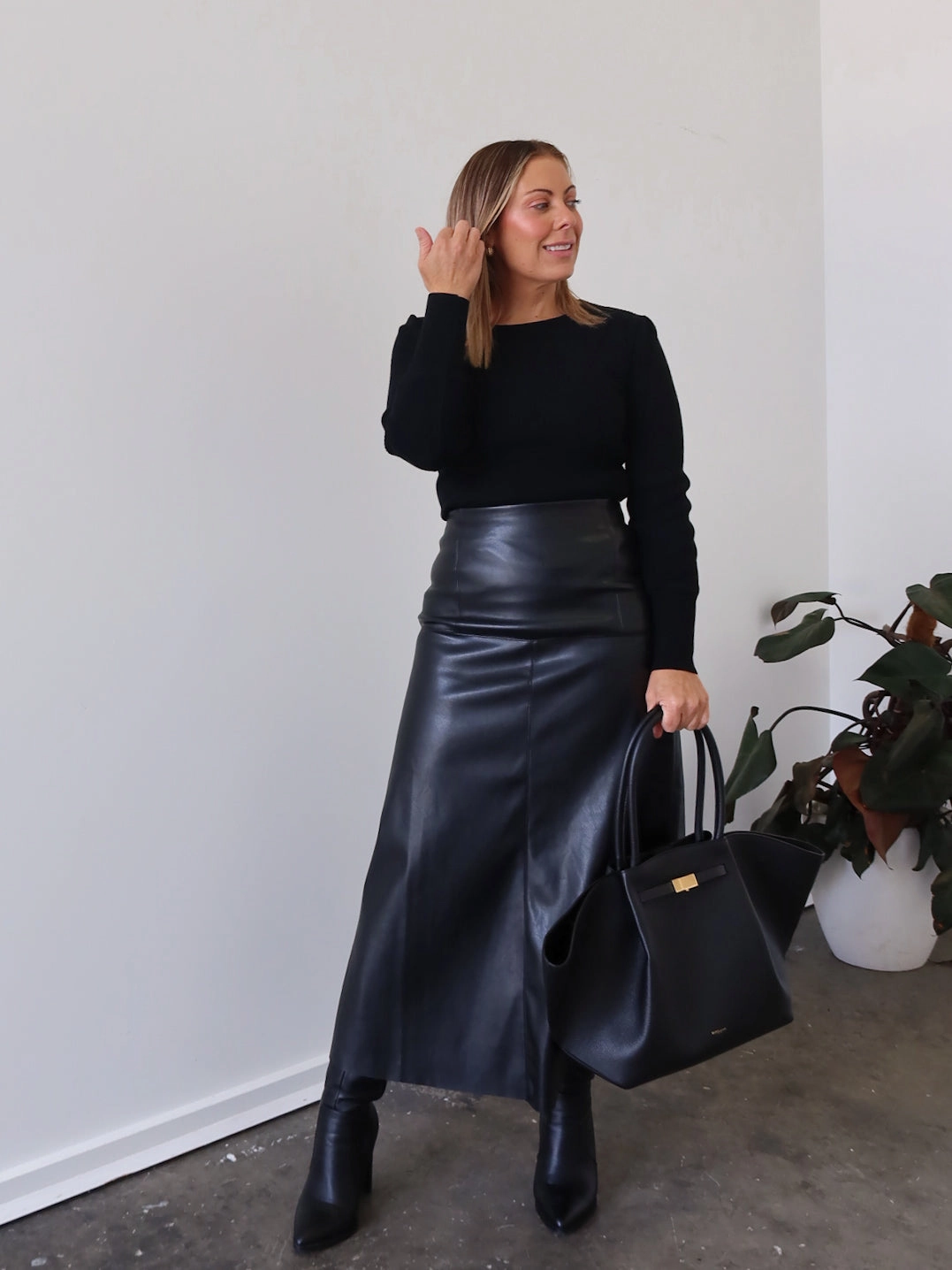 Bold Finish Saffy Skirt - Black