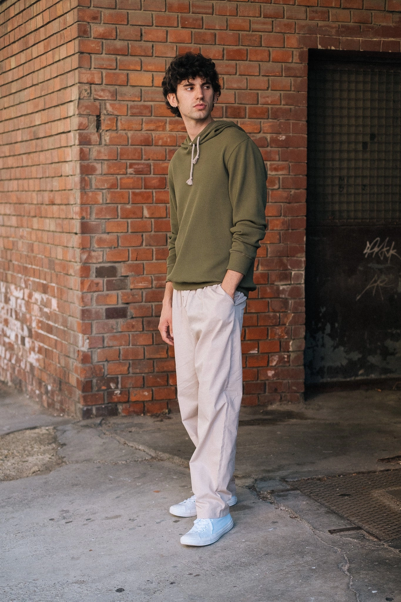 HIVE HOODIE / OLIVE product family bonding