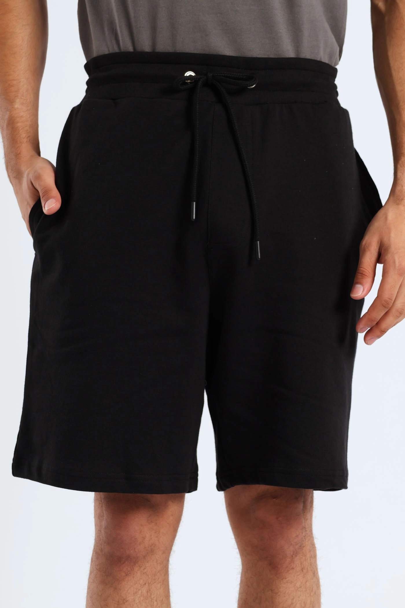 Festival Outfit Classic Fit Basic Fleece Short - Black