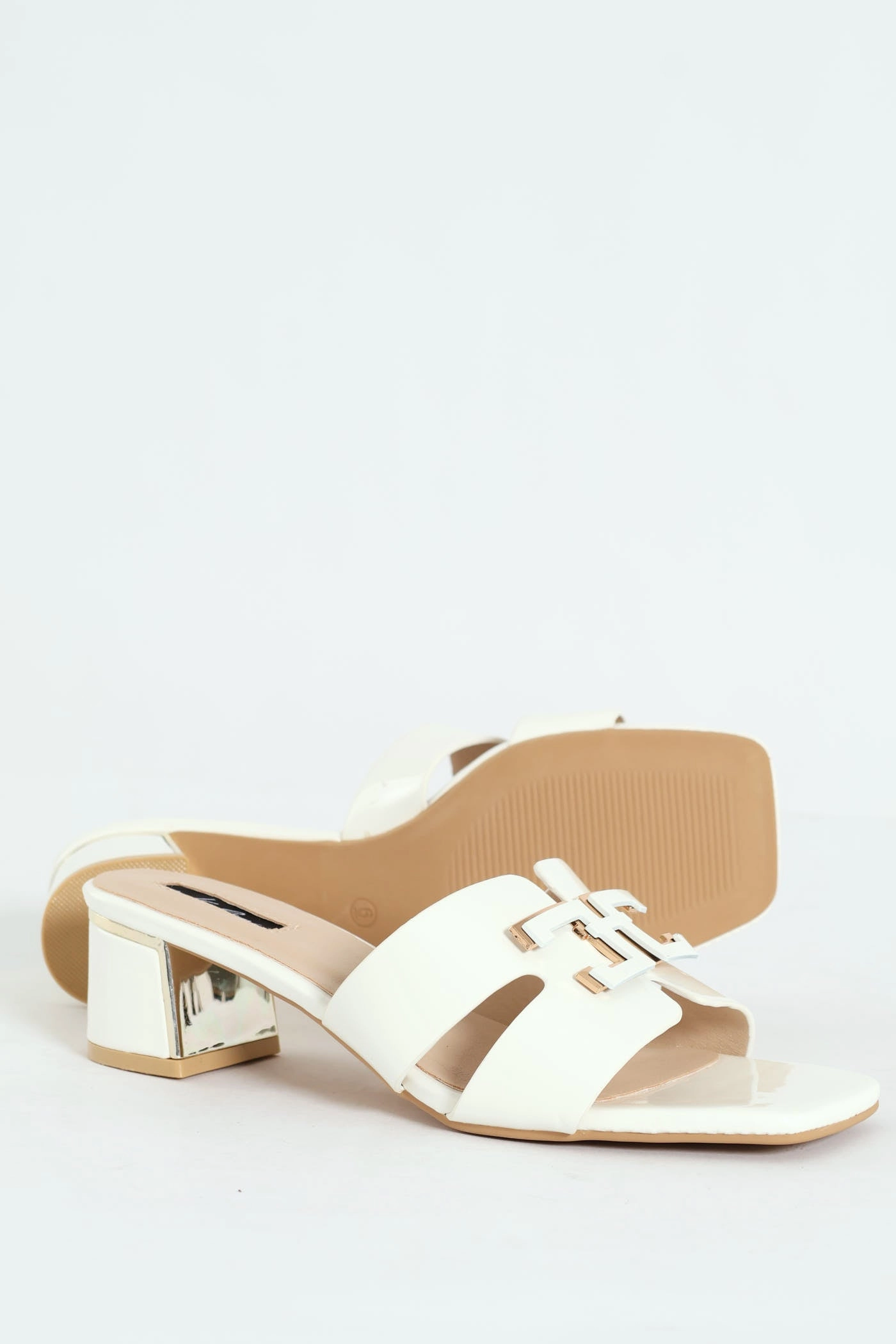 Metal Insert Mule Heel With Wide Vamp & Trim - White Polished Style