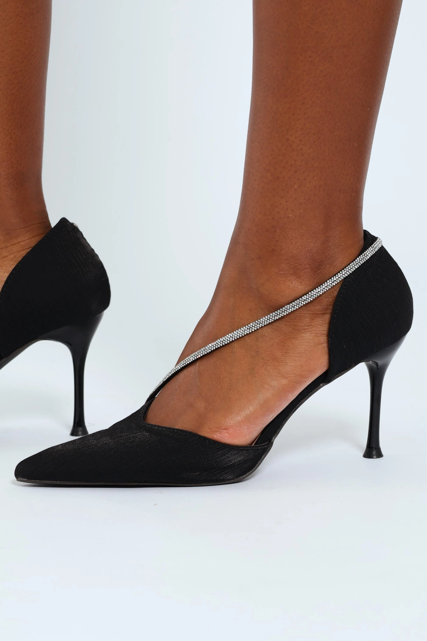 Minimal Look Pointy Open Waist Court Heel With Diamante Strap - Black