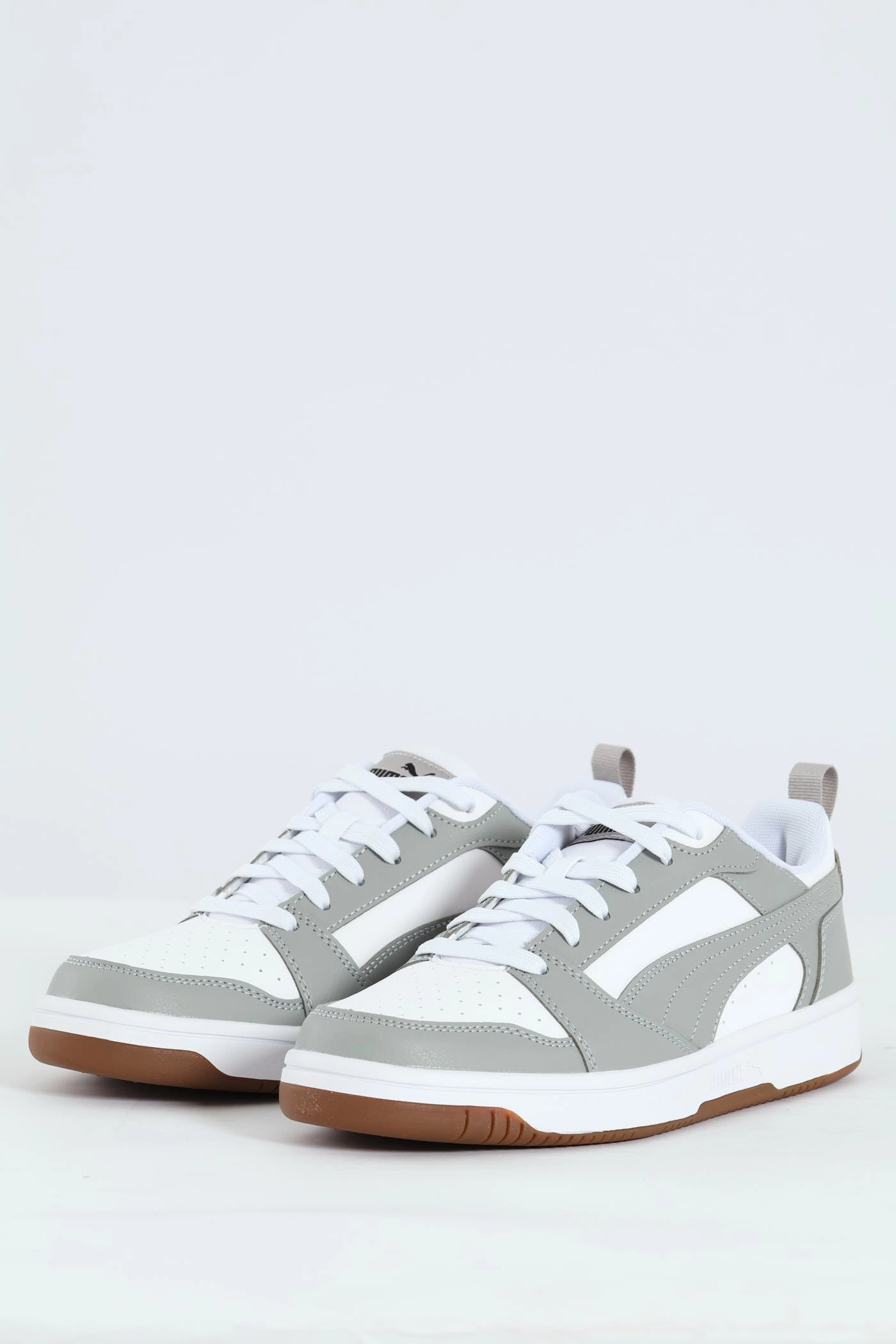 High Traction Outsole All-day lining Rebound V6 Low Sneaker - White/Grey