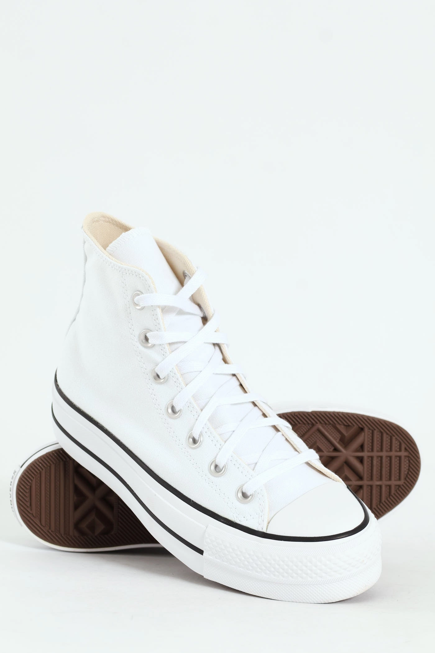 Durable touch Cool Interior Chuck Taylor Canvas All Star Platform Sneaker - White