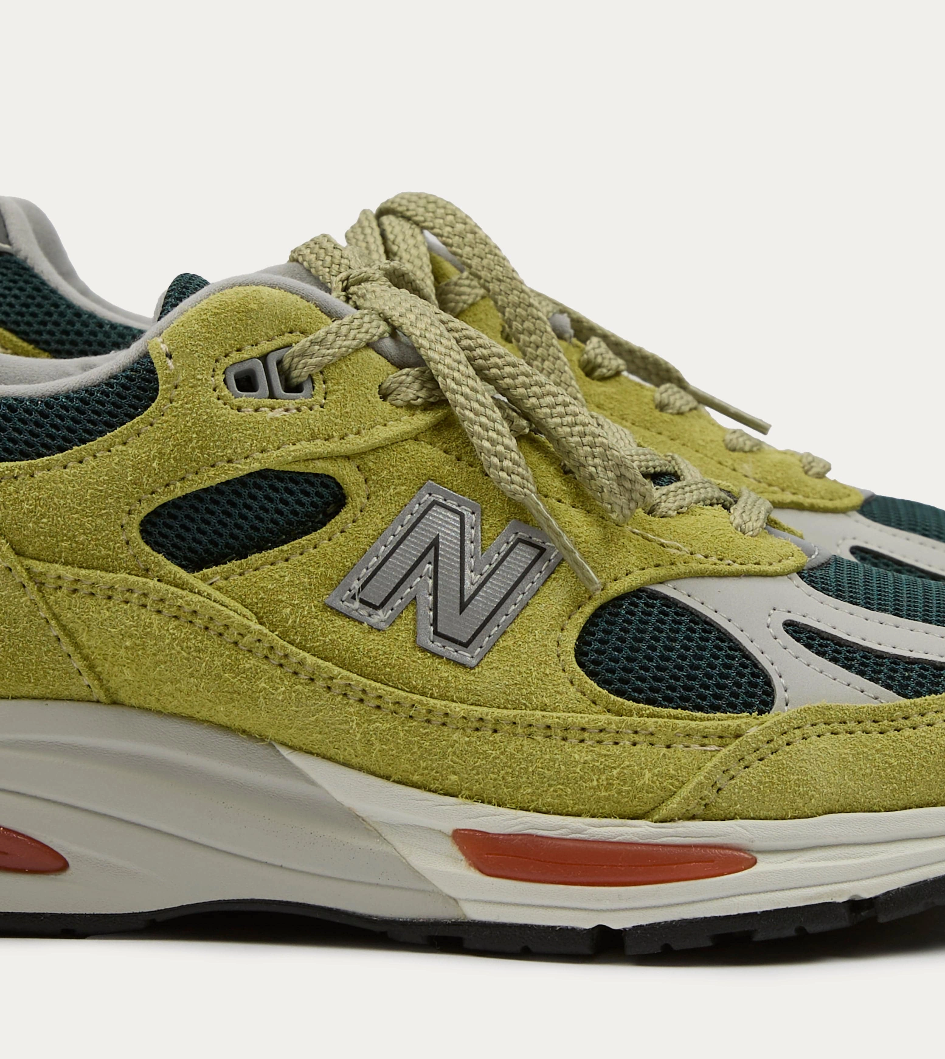 Neutral Footbed New Balance 'Grape Sorbet' Beechnut Made in UK 991v2 Trainers