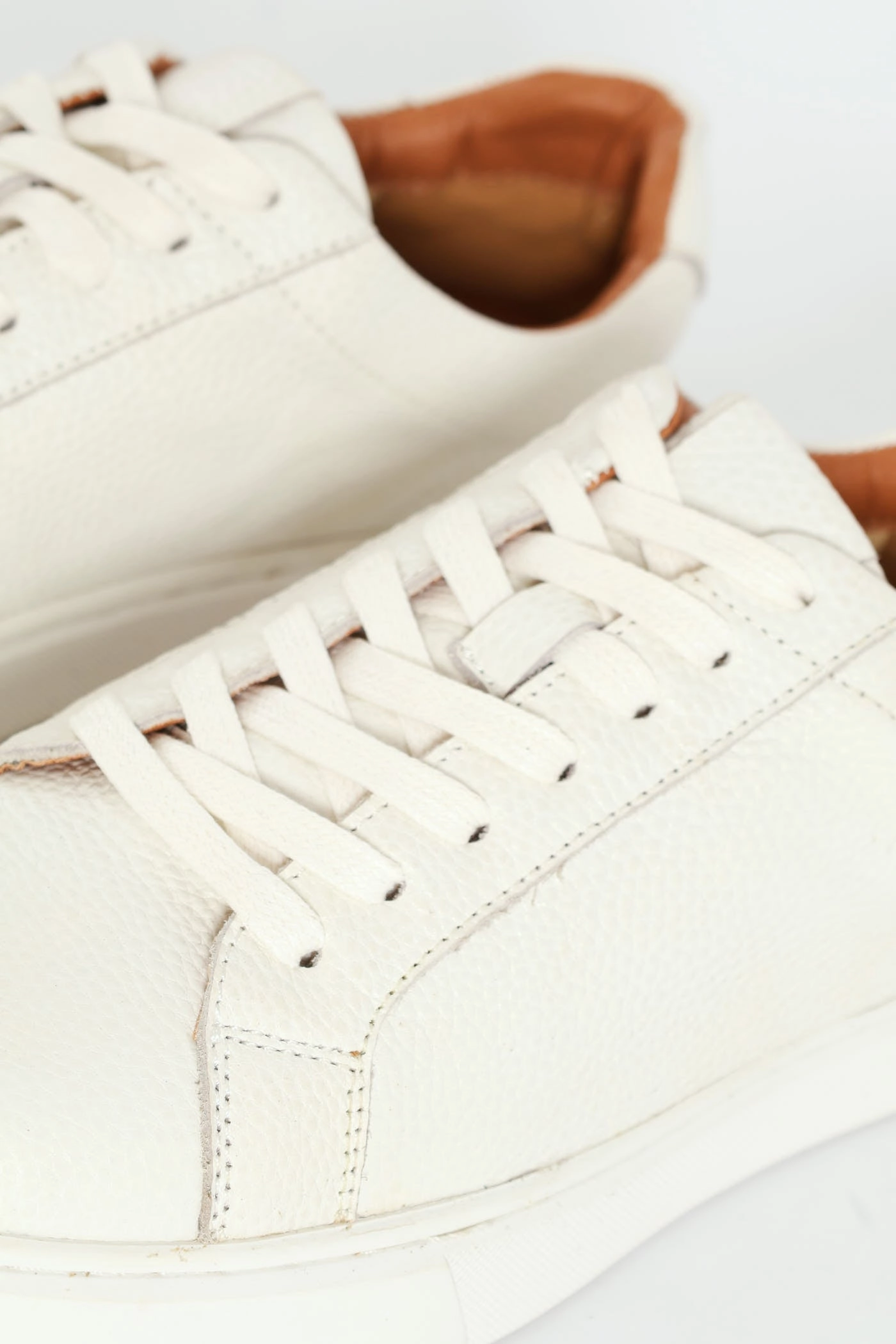 Leather Lace Up Sneaker - White Gym Routine Elastic Bands