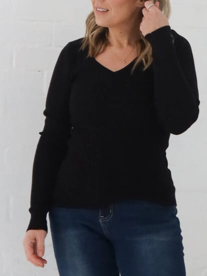 Dawson Knit Top - Black Studio Thermal Regulation Tech