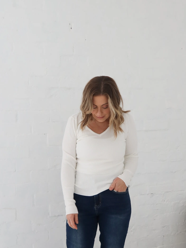 Dawson Knit Top - Warm White Anti Static Lining Closet