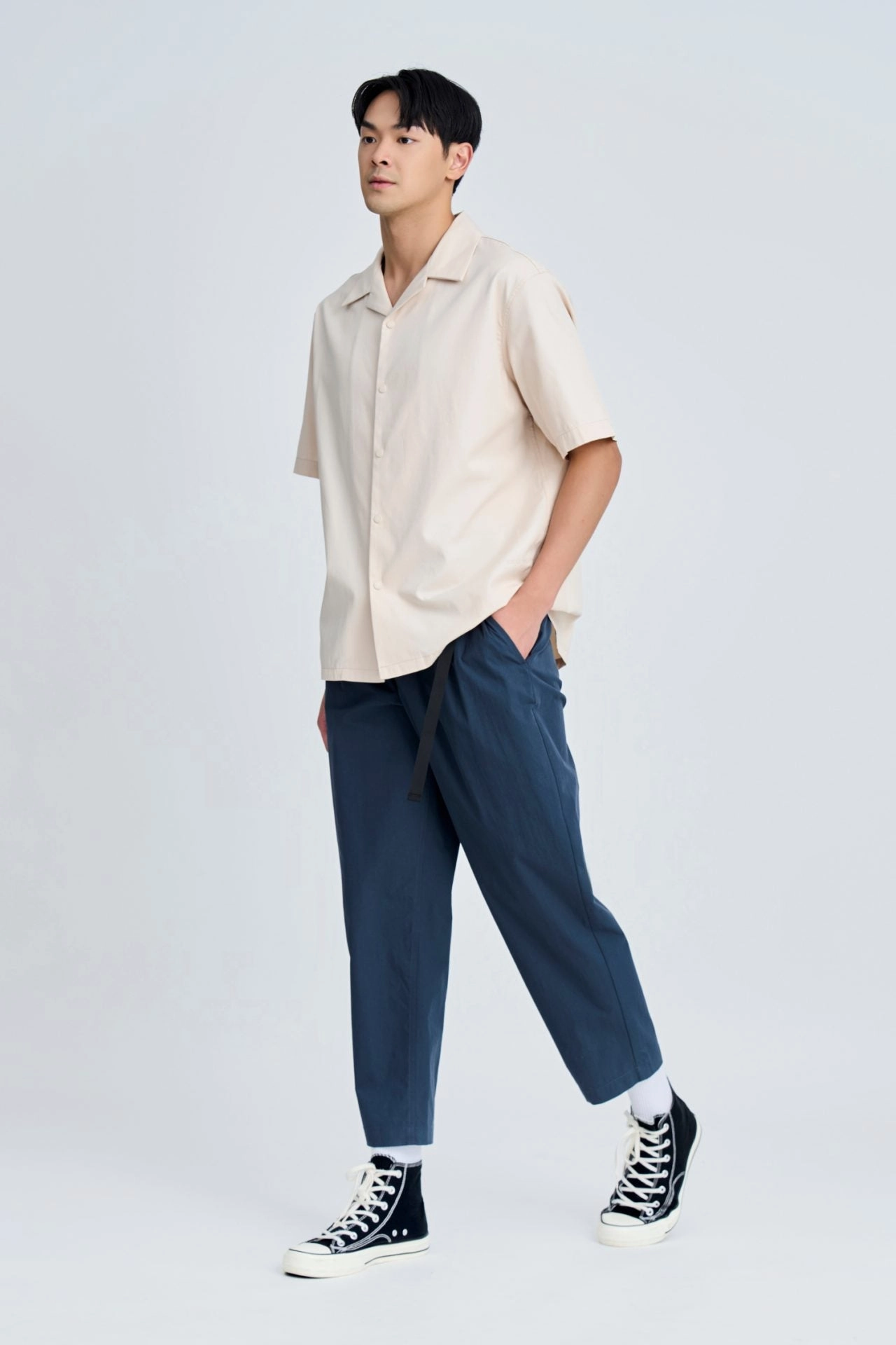 AdvancedMoistureManagement "Rue de L'Restyle" Open Collar Top - Sand [AT]