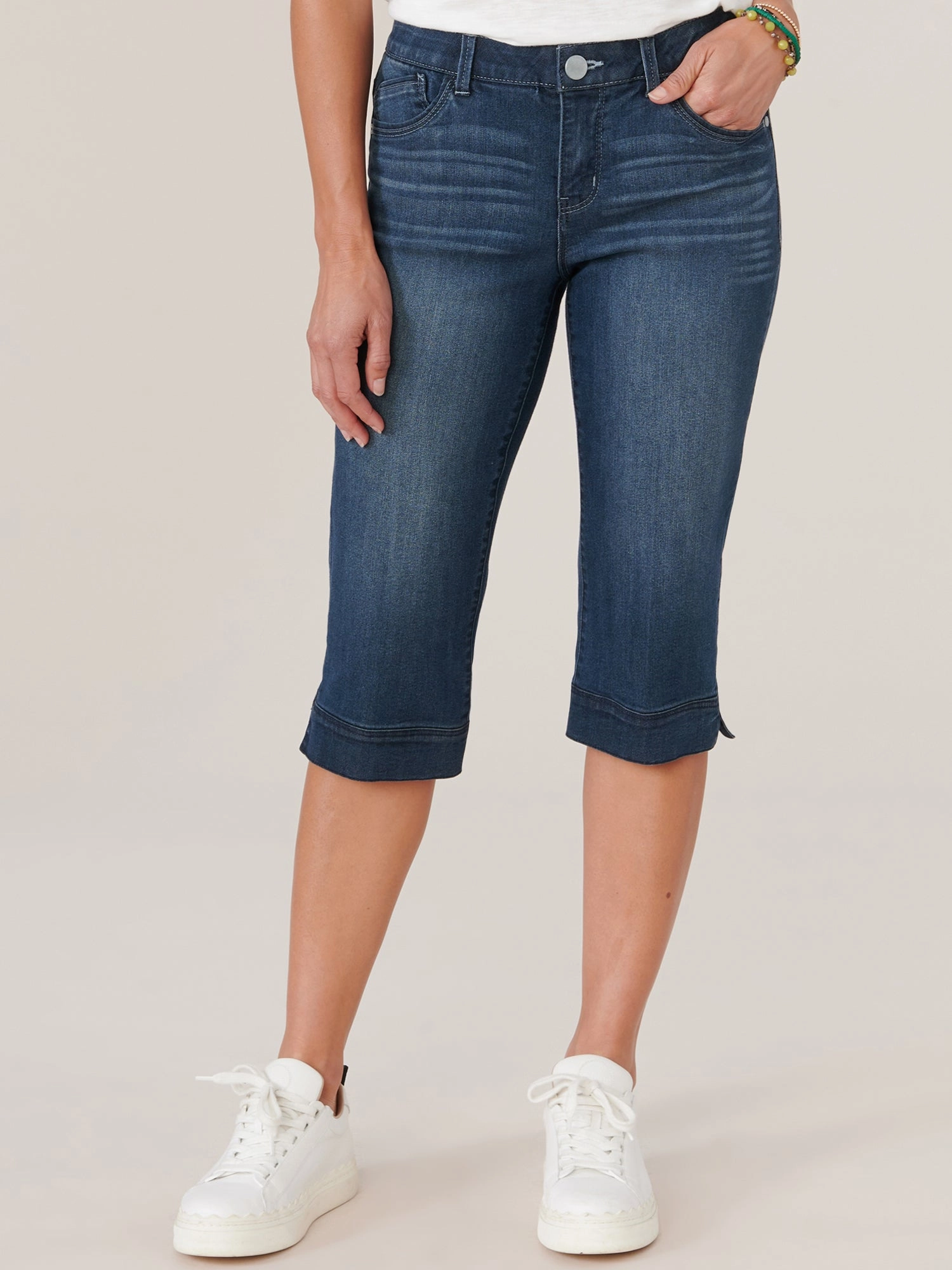 Double Layered Knees "Ab"solution Indigo Skimmer Petite Capri Jeans