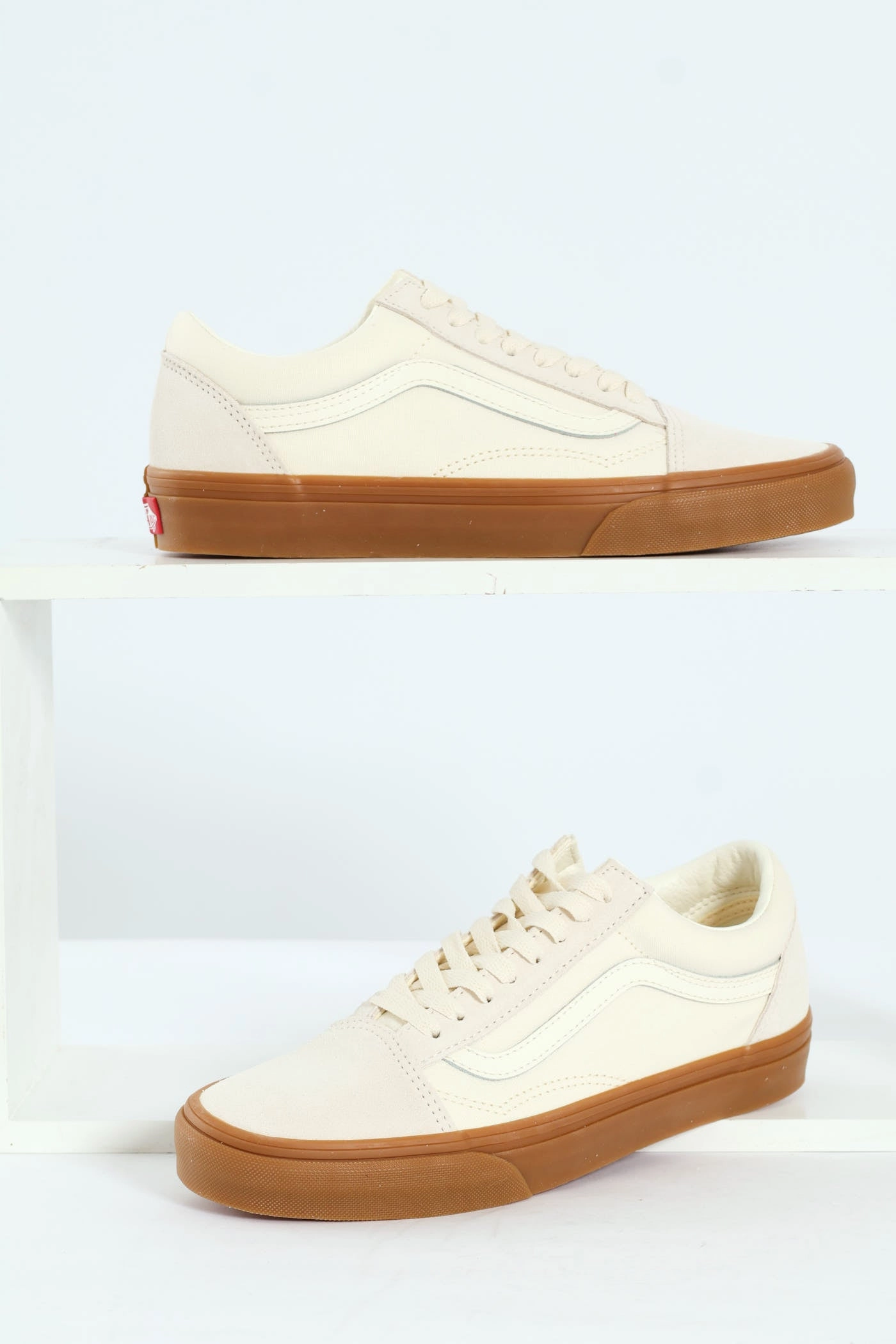 sports clean look Old Skool Vulcanised Lace Up Sneaker With Gum Sole - Off White