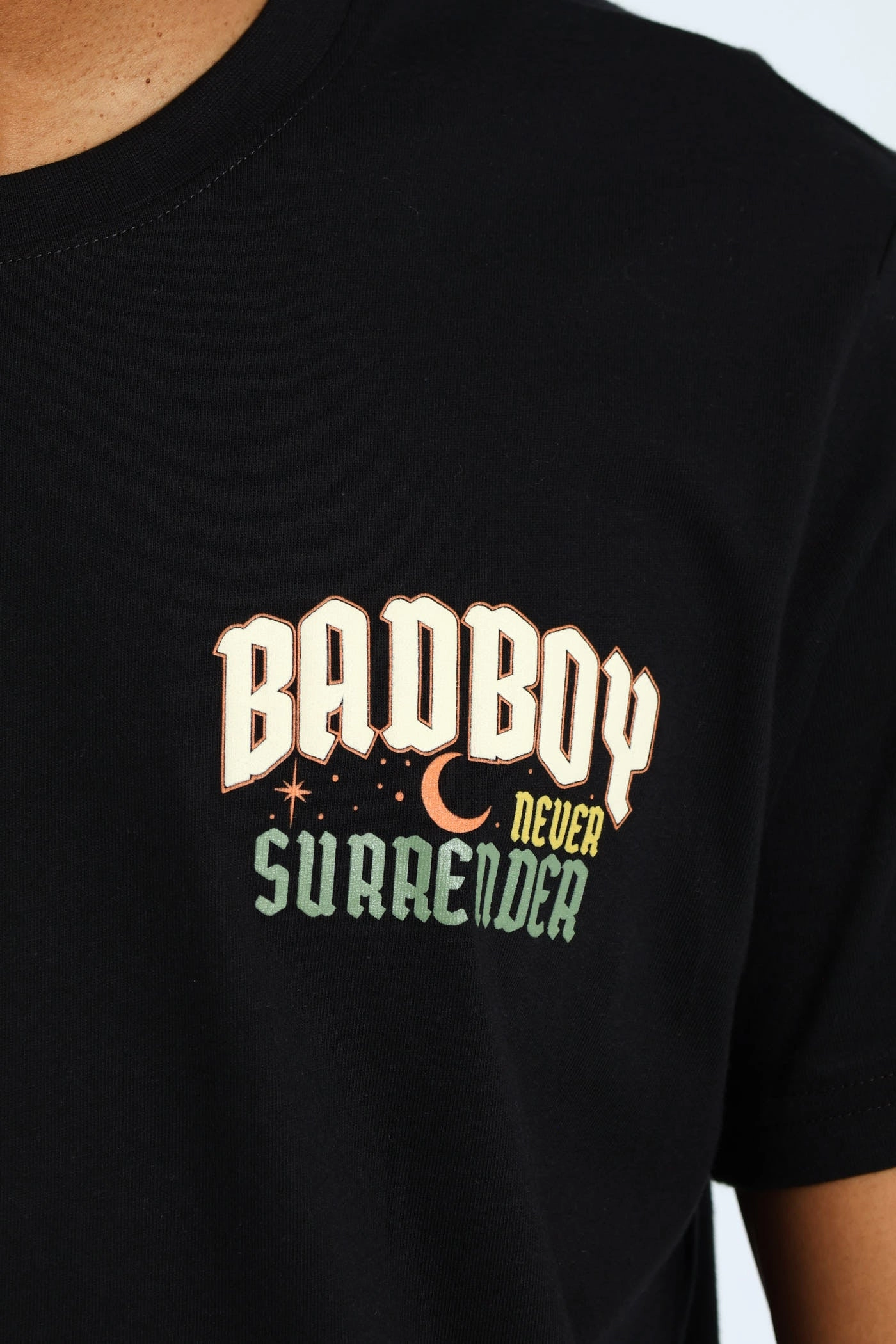 Anti-static Eagle Surrender Tee - Black