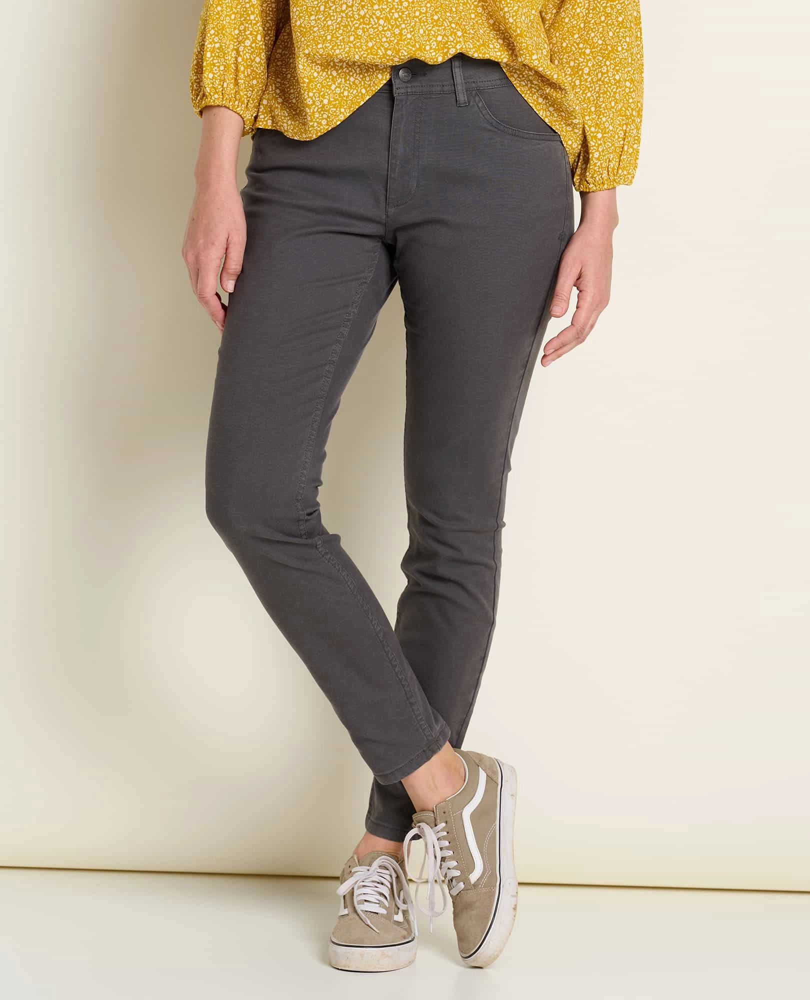 Earthworks 5 Pocket Skinny Pant Recyclable Fabric Blend