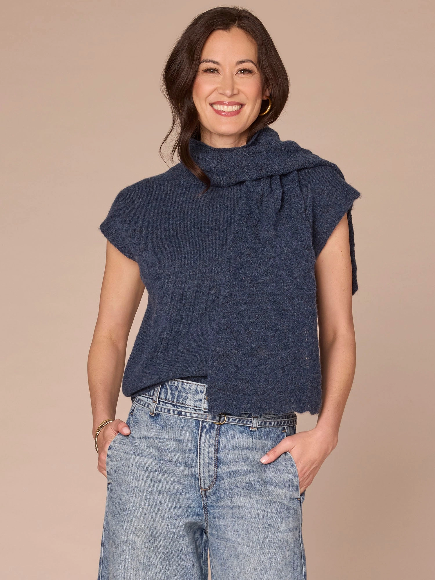 Comfort Knitwear Casual Performance Wear Extended Shoulder Round Neck Sweater Vest with Pointelle Scarf