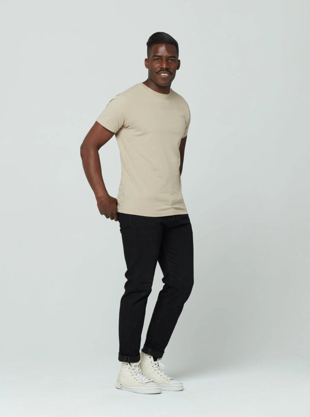 LowImpact Manufacturing Men's Unisex T-Shirt - Oatmeal