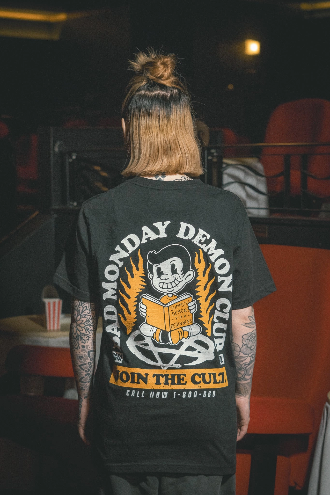 Demon Club Tee / Back Print StretchFit Simple Pullover